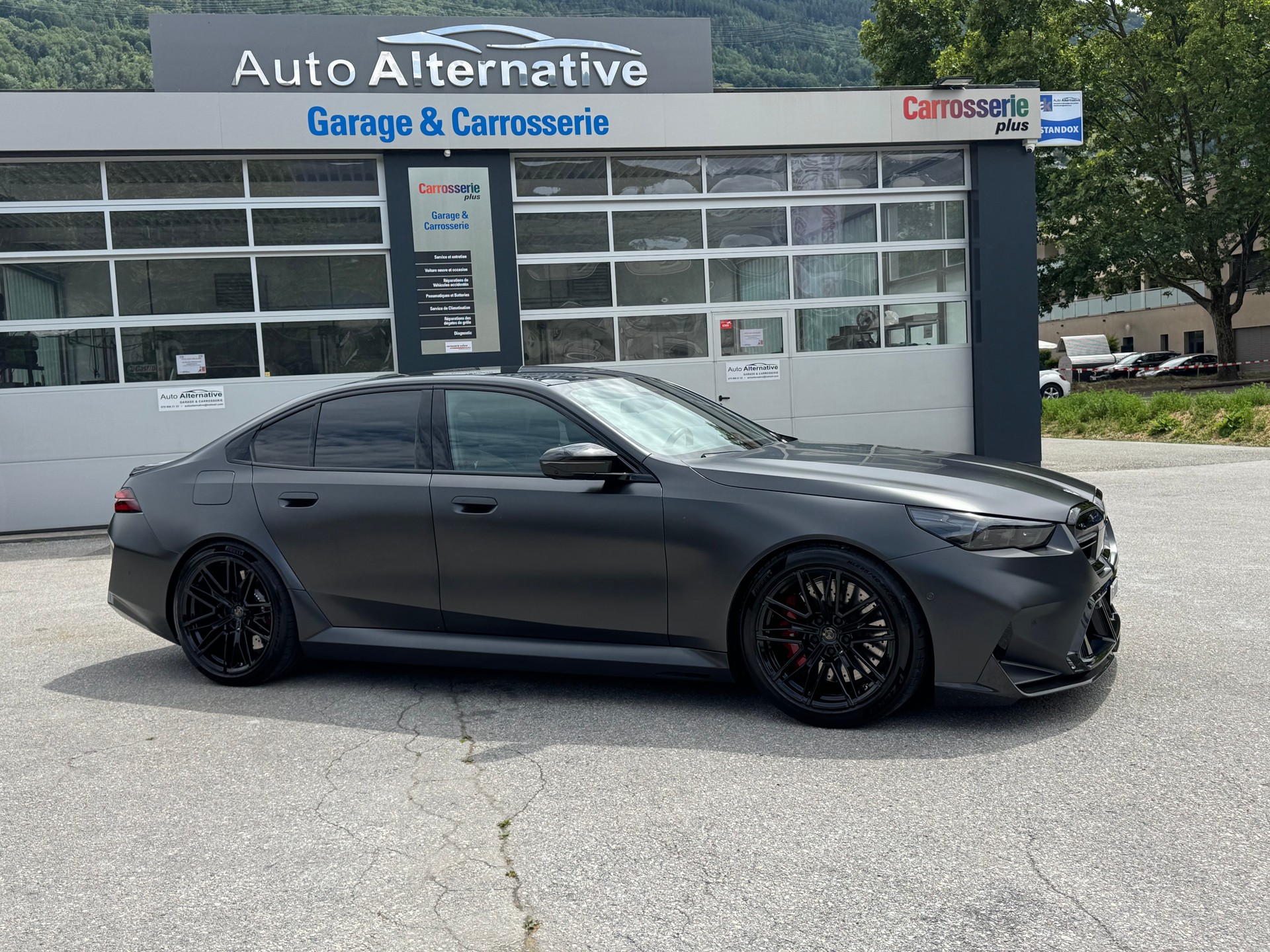BMW M5 xDrive-image-1