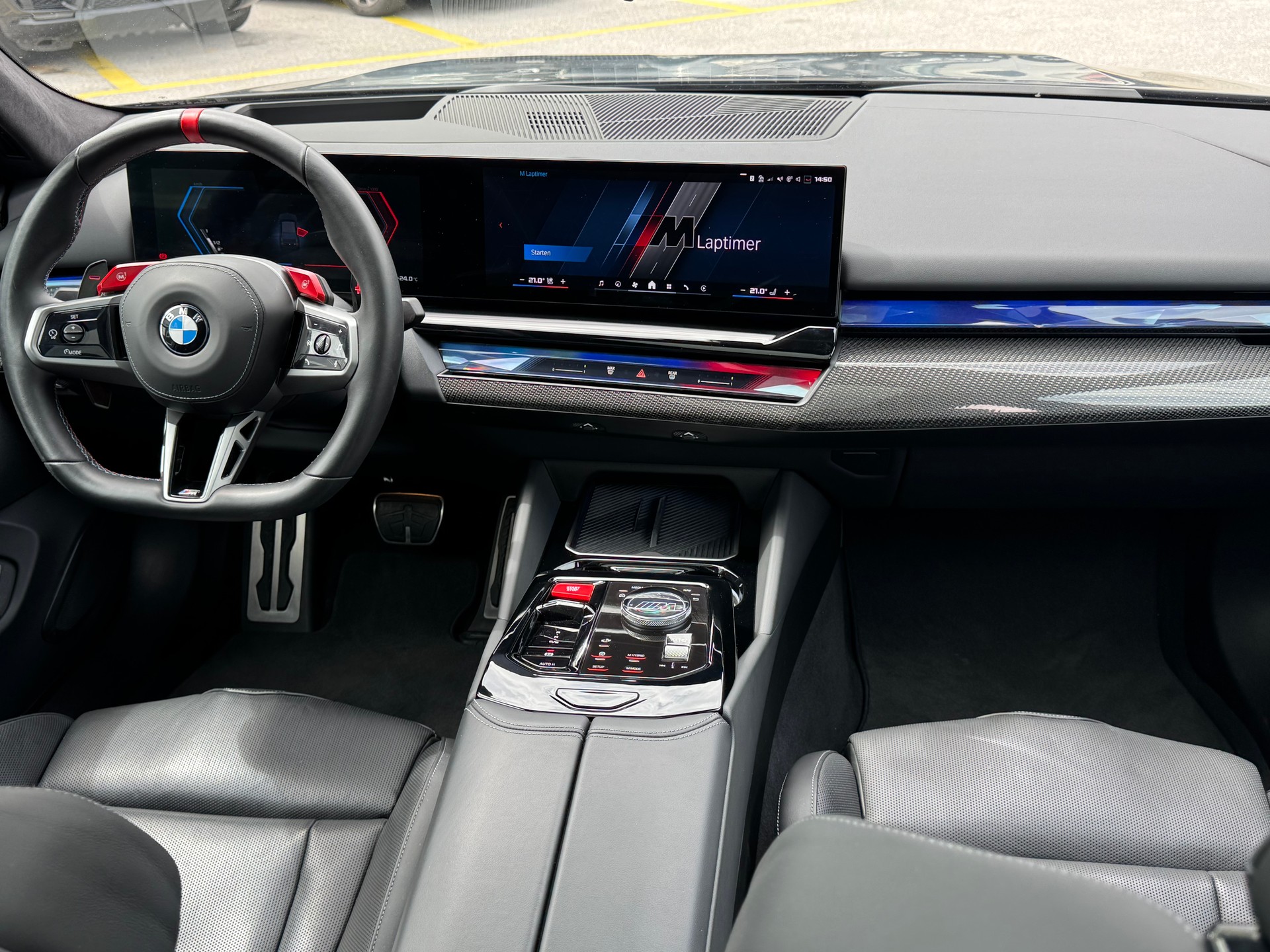 BMW M5 xDrive-image-14