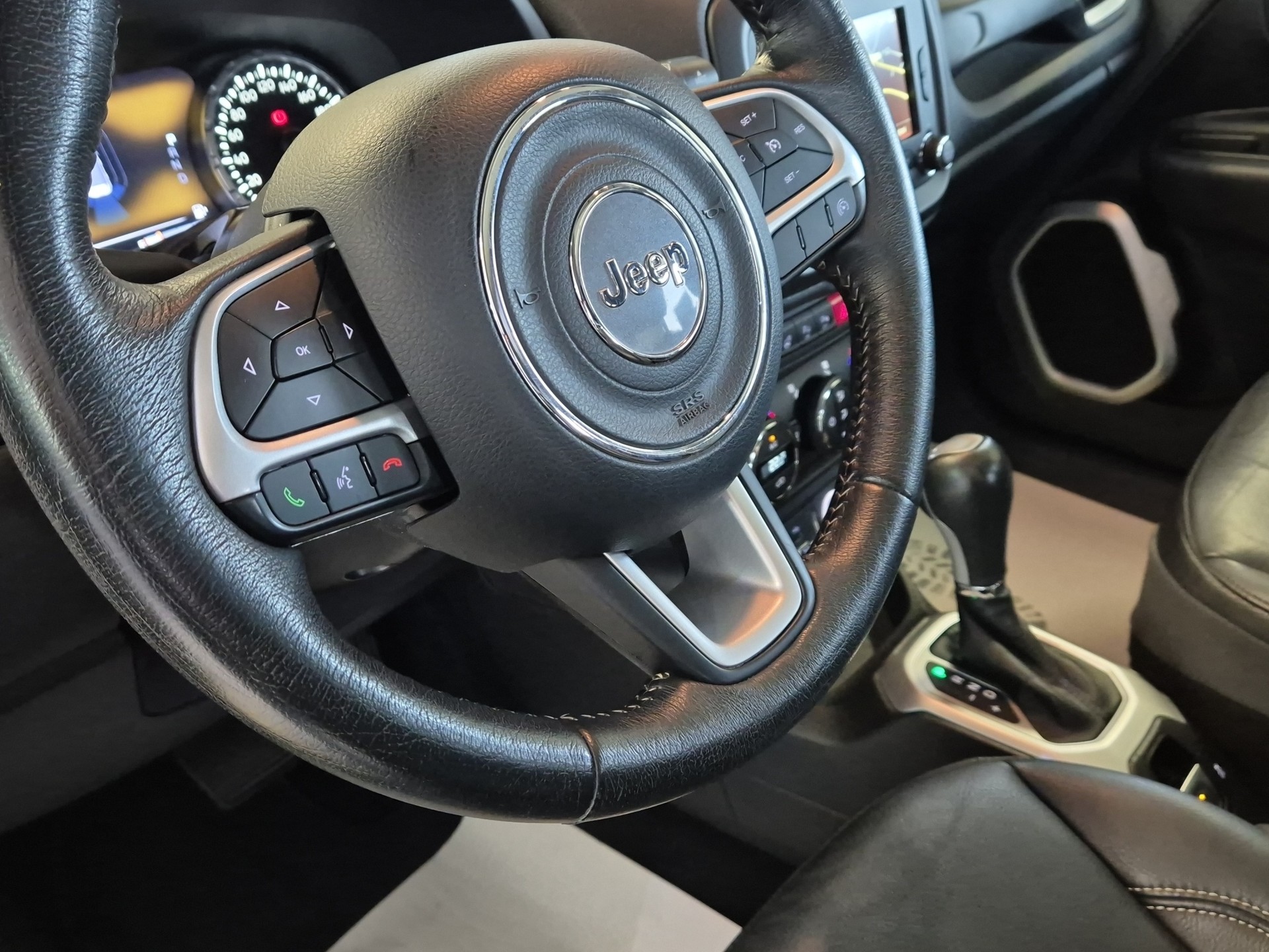 JEEP Renegade 1.4 Turbo Limited AWD-image-20