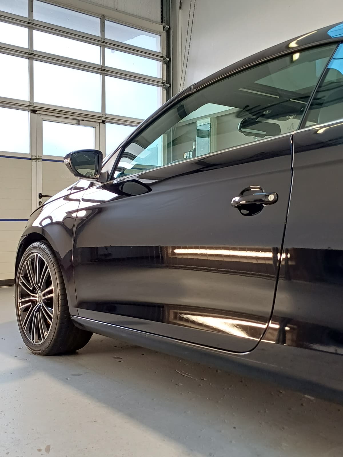 VW EOS 2.0 210 TSI DSG-image-3