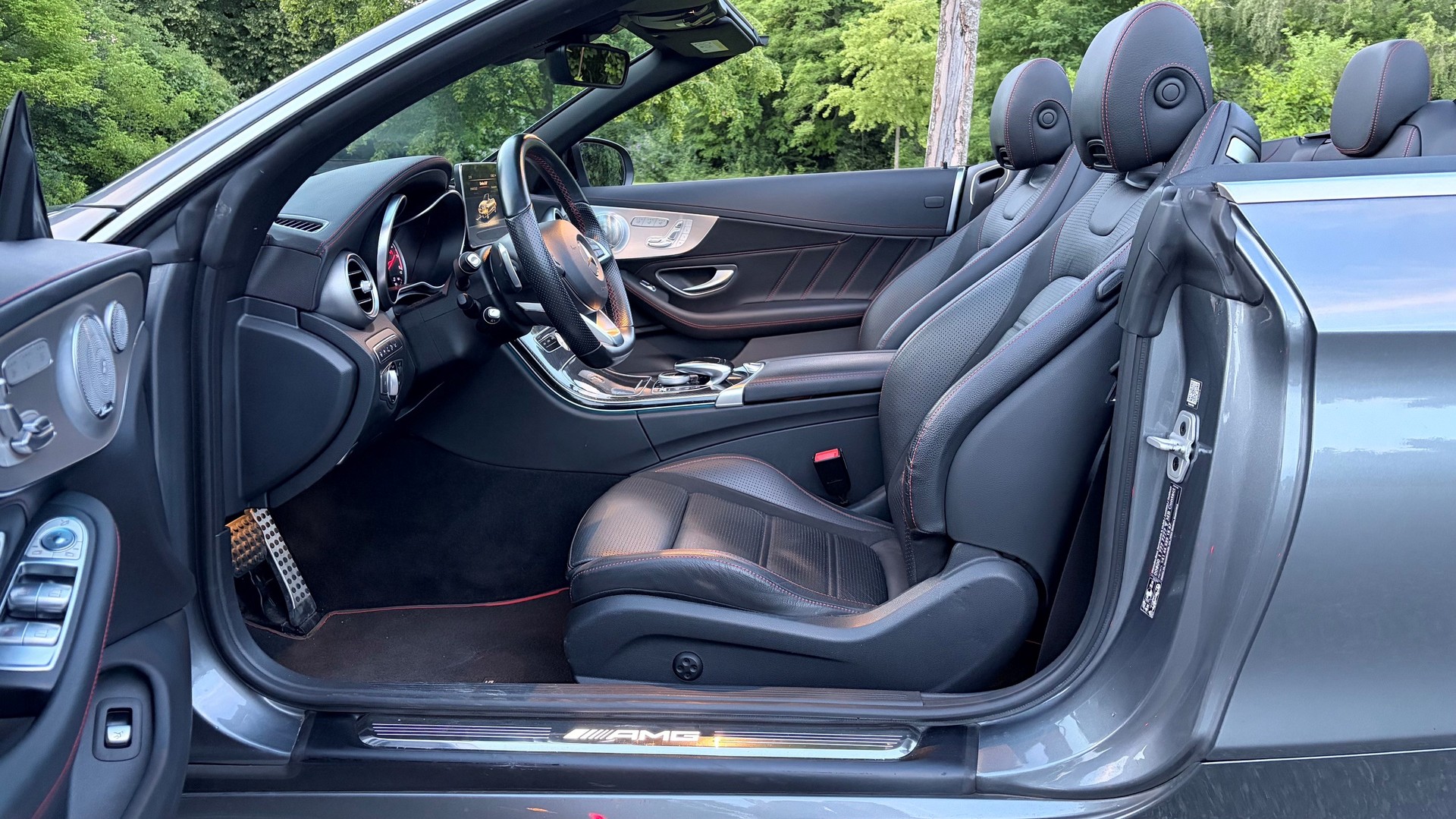 MERCEDES-BENZ C 43 AMG 4matic-image-4