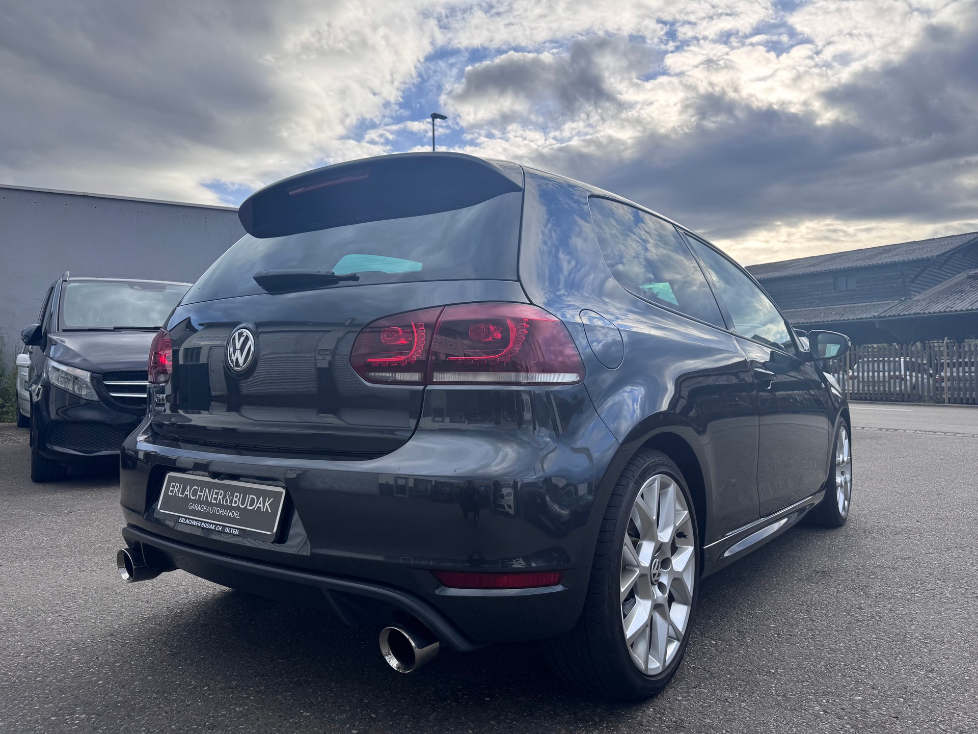 VW Golf 2.0 TSI GTI Edition 35-image-4