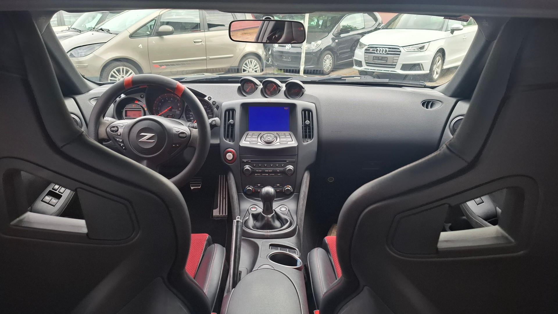 NISSAN 370 Z nismo-image-8