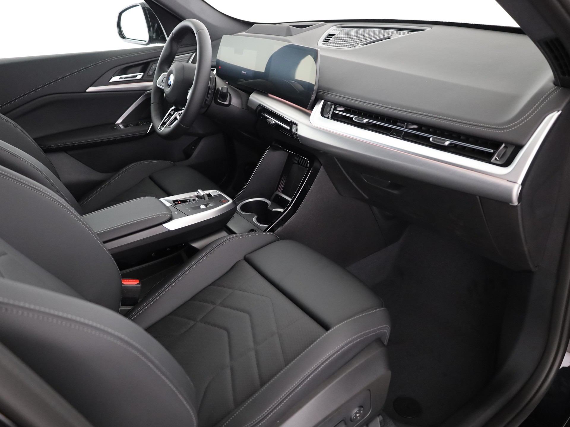 BMW X1 23i xDrive paddles-image-13