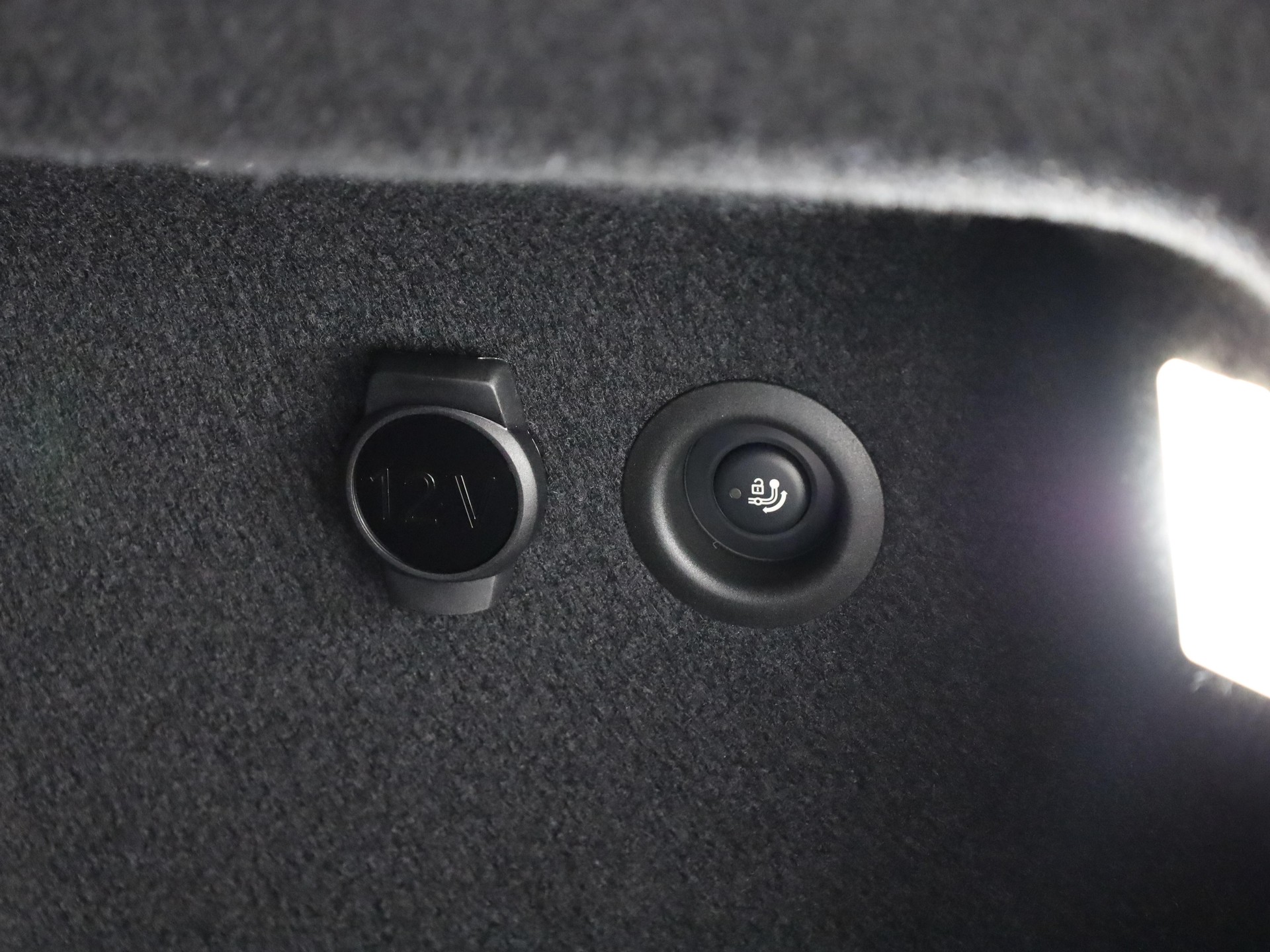 BMW X1 23i xDrive paddles-image-7