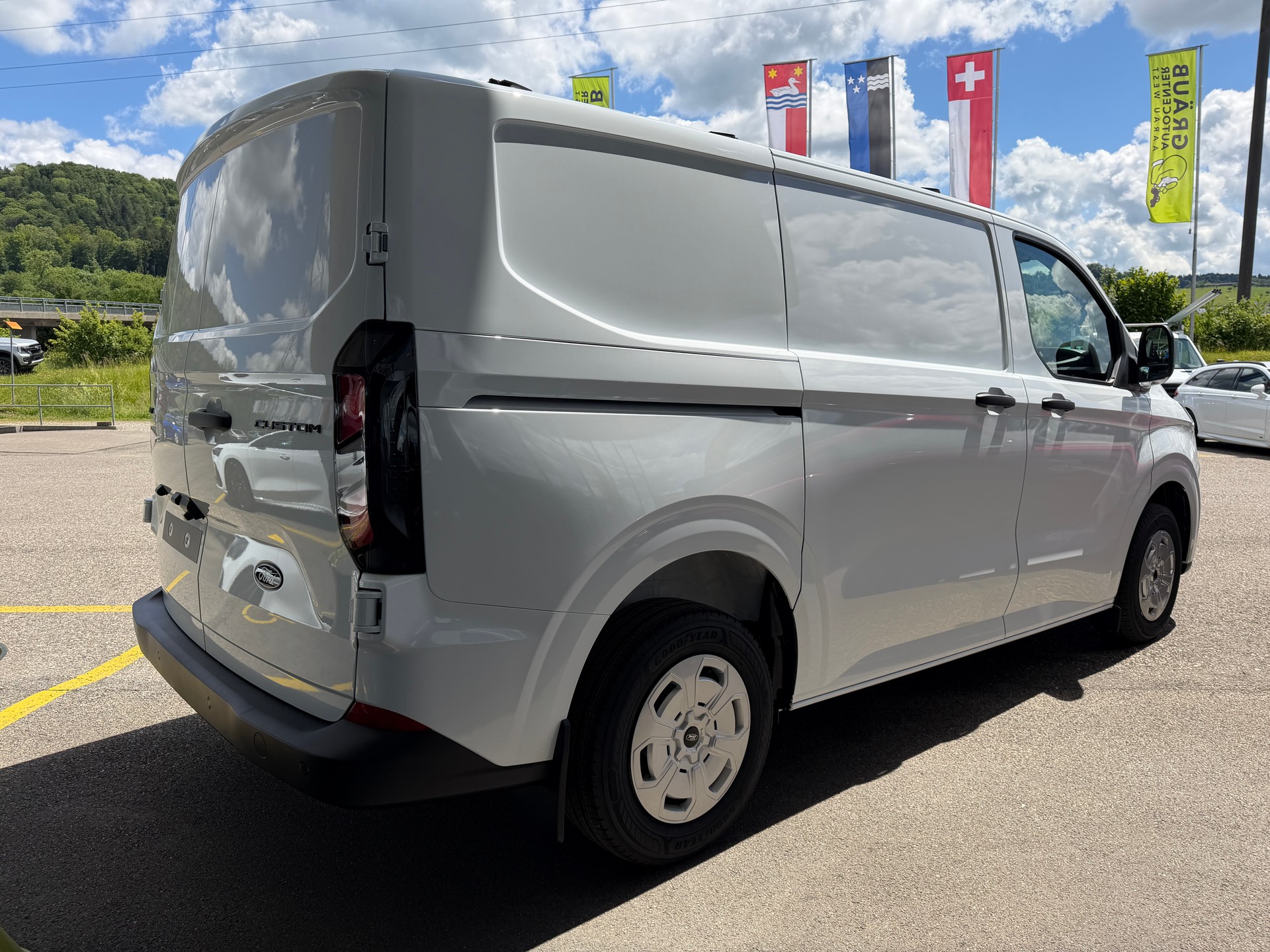 FORD Transit Custom Van 280 L1H1 Trend - NETTOPREIS SONDERMODELL mit 2.9% Leasing-image-5