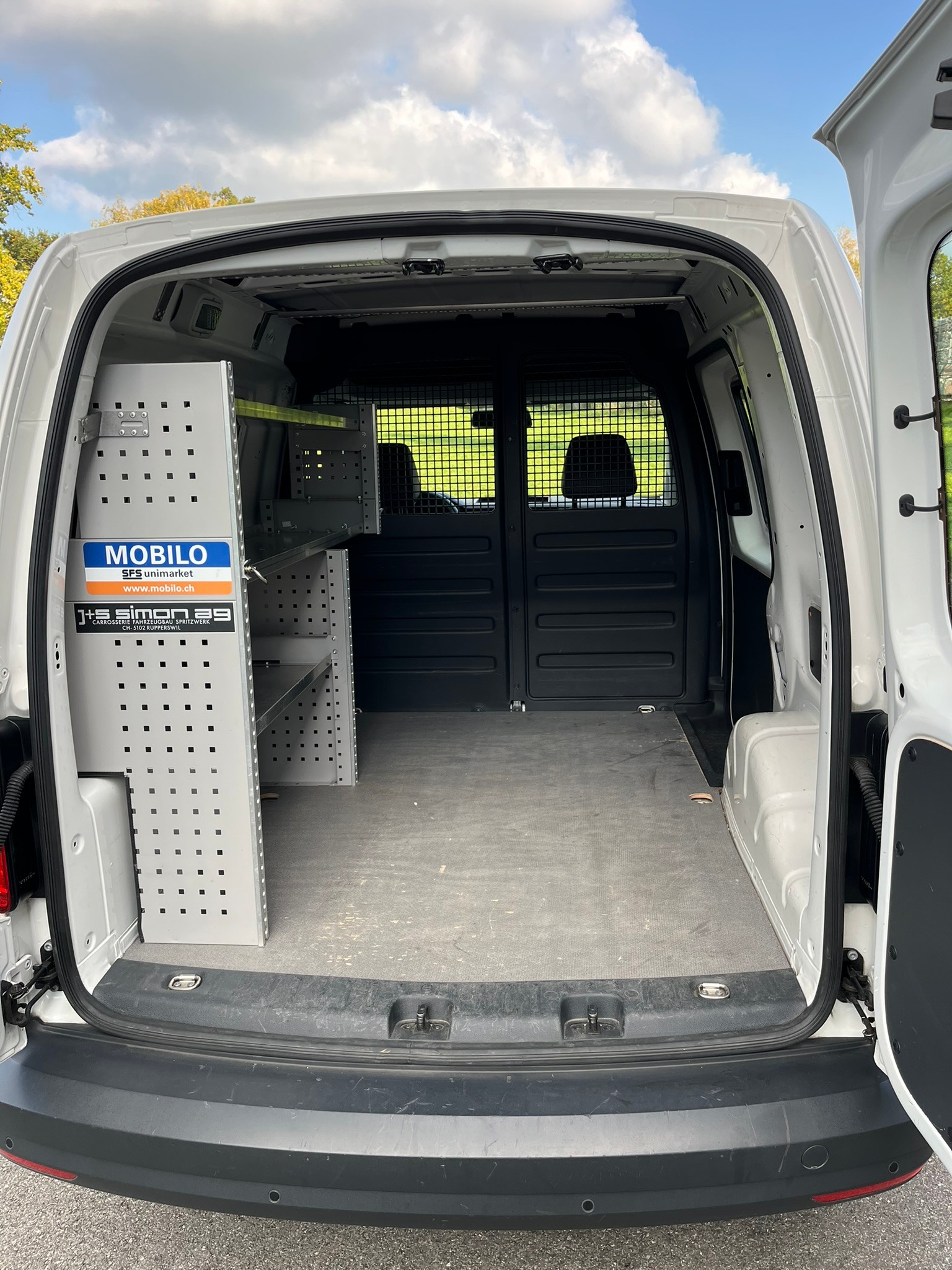 VW Caddy 1.4TGI BlueMotion Technology-image-4