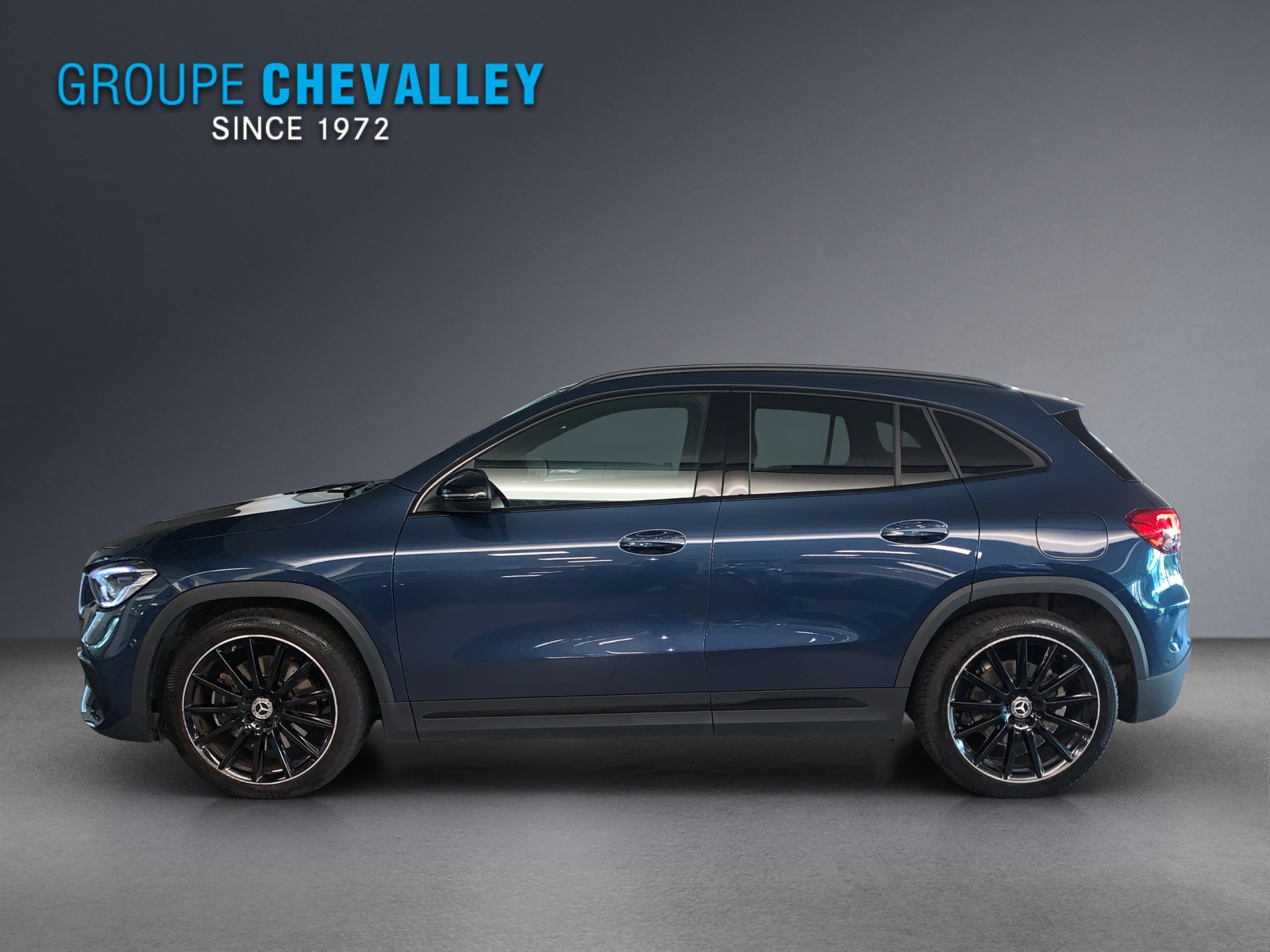 MERCEDES-BENZ GLA 250 AMG Line 4Matic-image-3