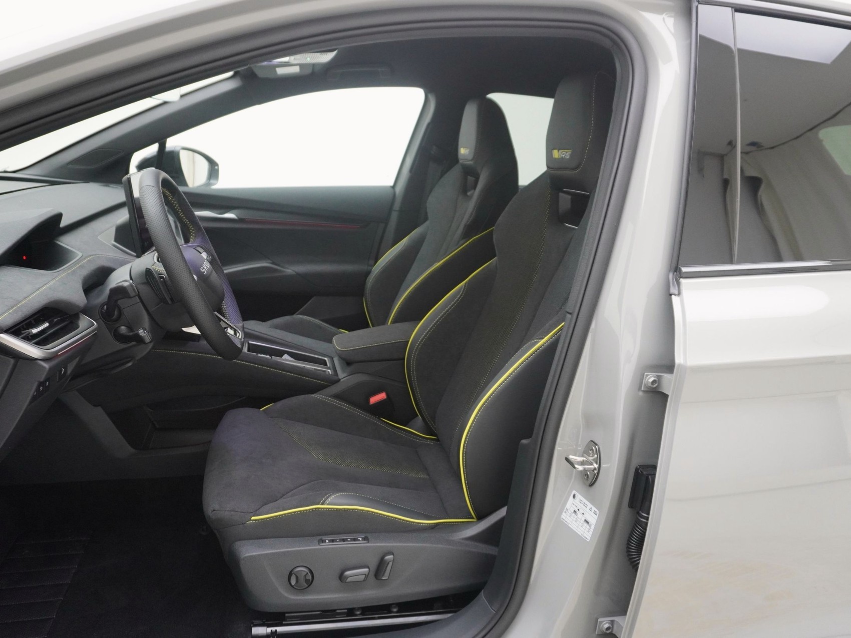 SKODA Elroq RS-MAXX 4x4-image-13