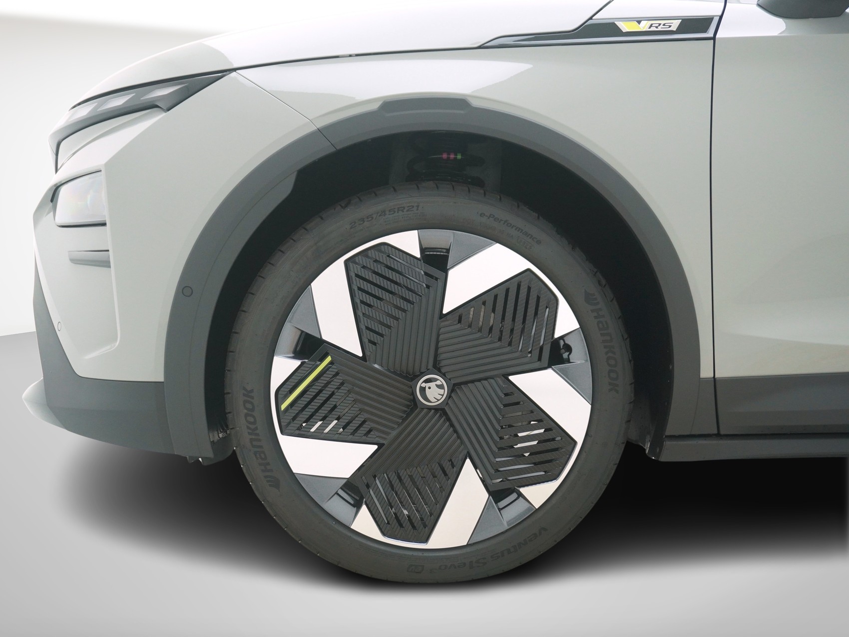 SKODA Elroq RS-MAXX 4x4-image-10