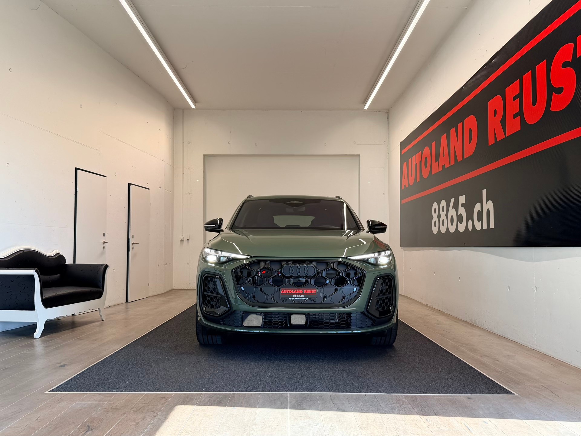 AUDI SQ5 TFSI quattro S-tronic-image-1
