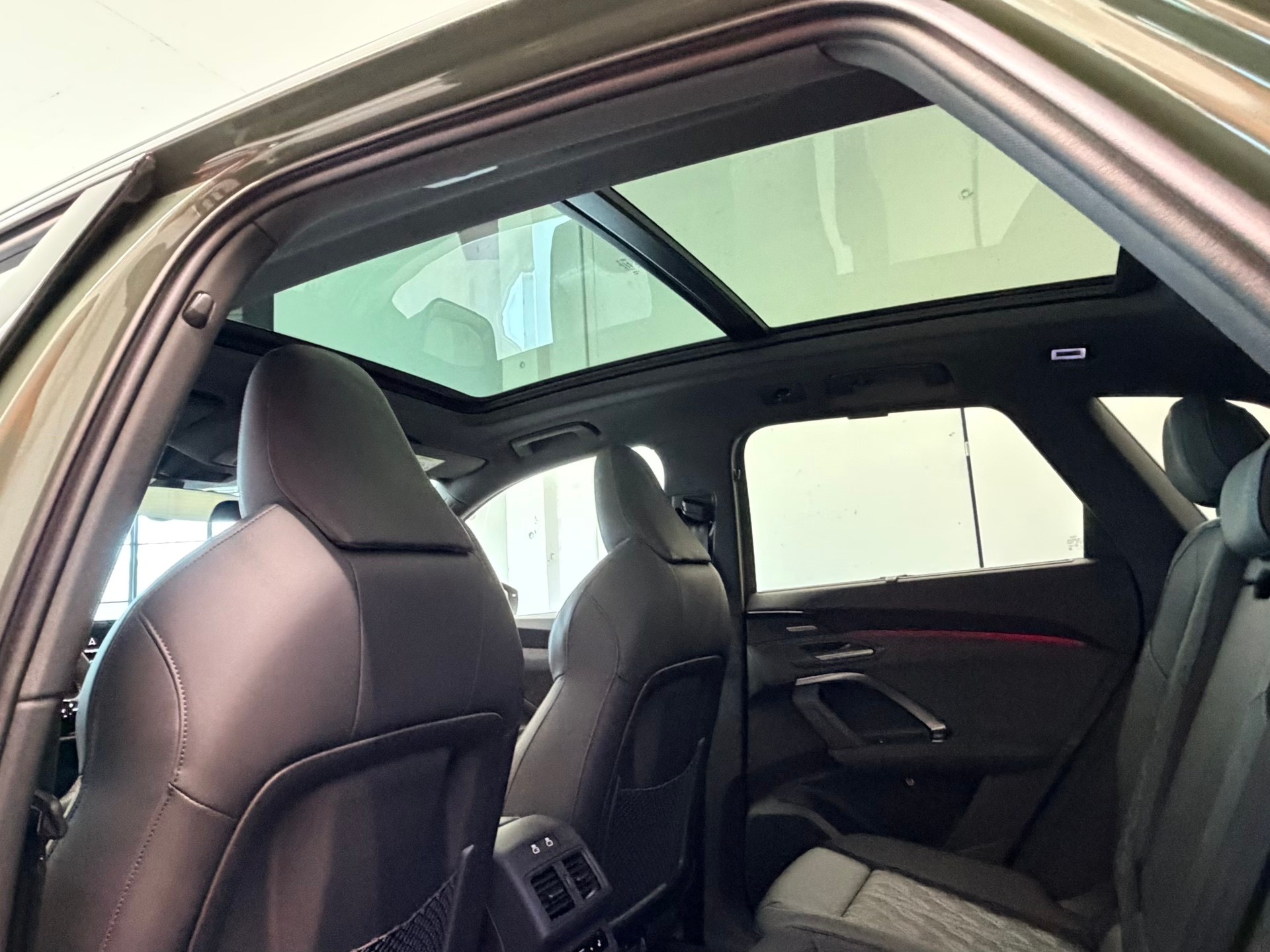 AUDI SQ5 TFSI quattro S-tronic-image-22