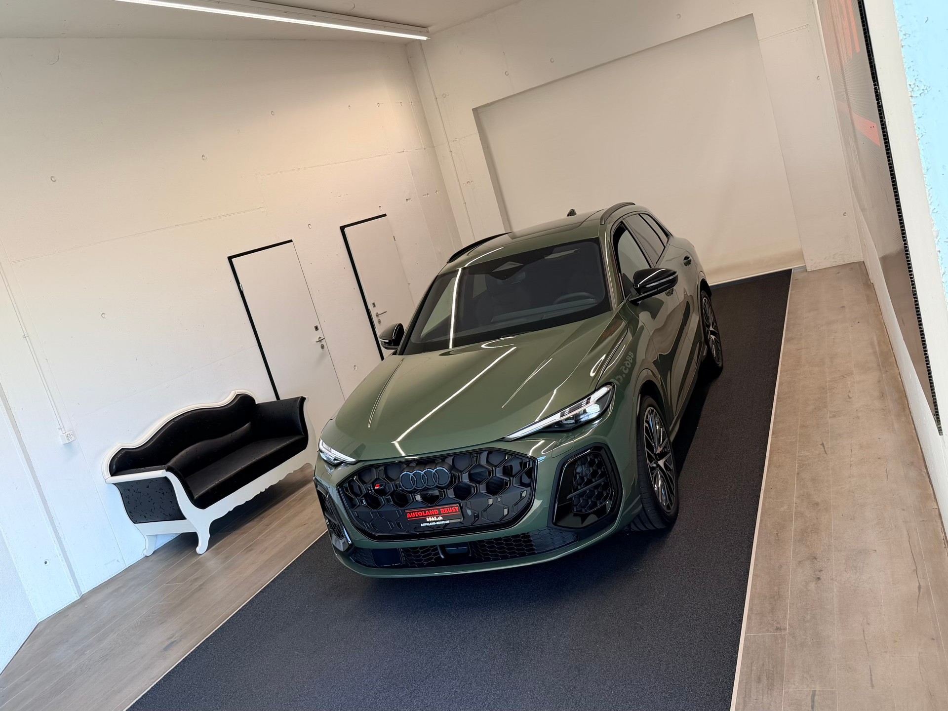 AUDI SQ5 TFSI quattro S-tronic-image-3
