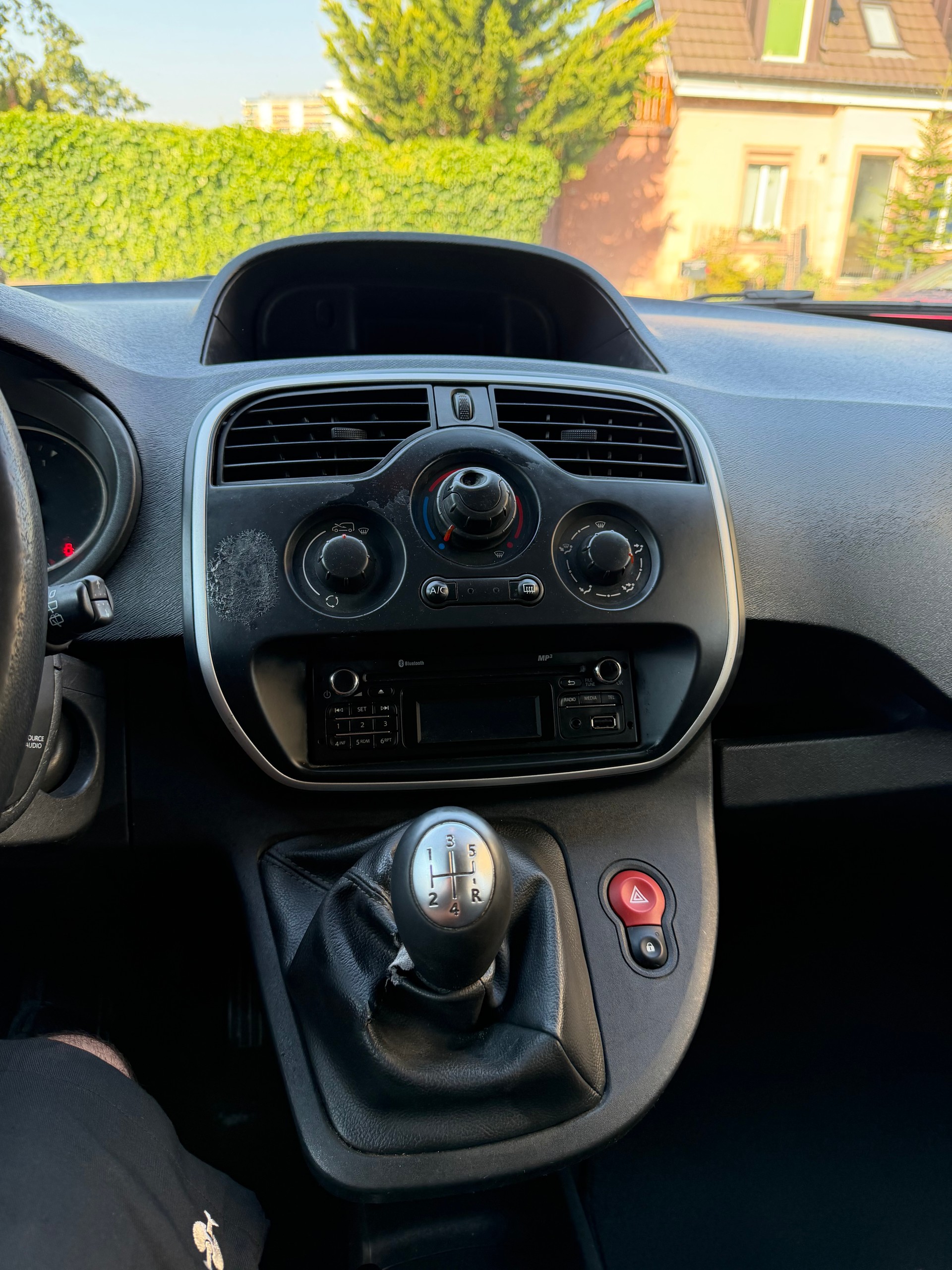 RENAULT Kangoo 1.5 dCi Life-image-6