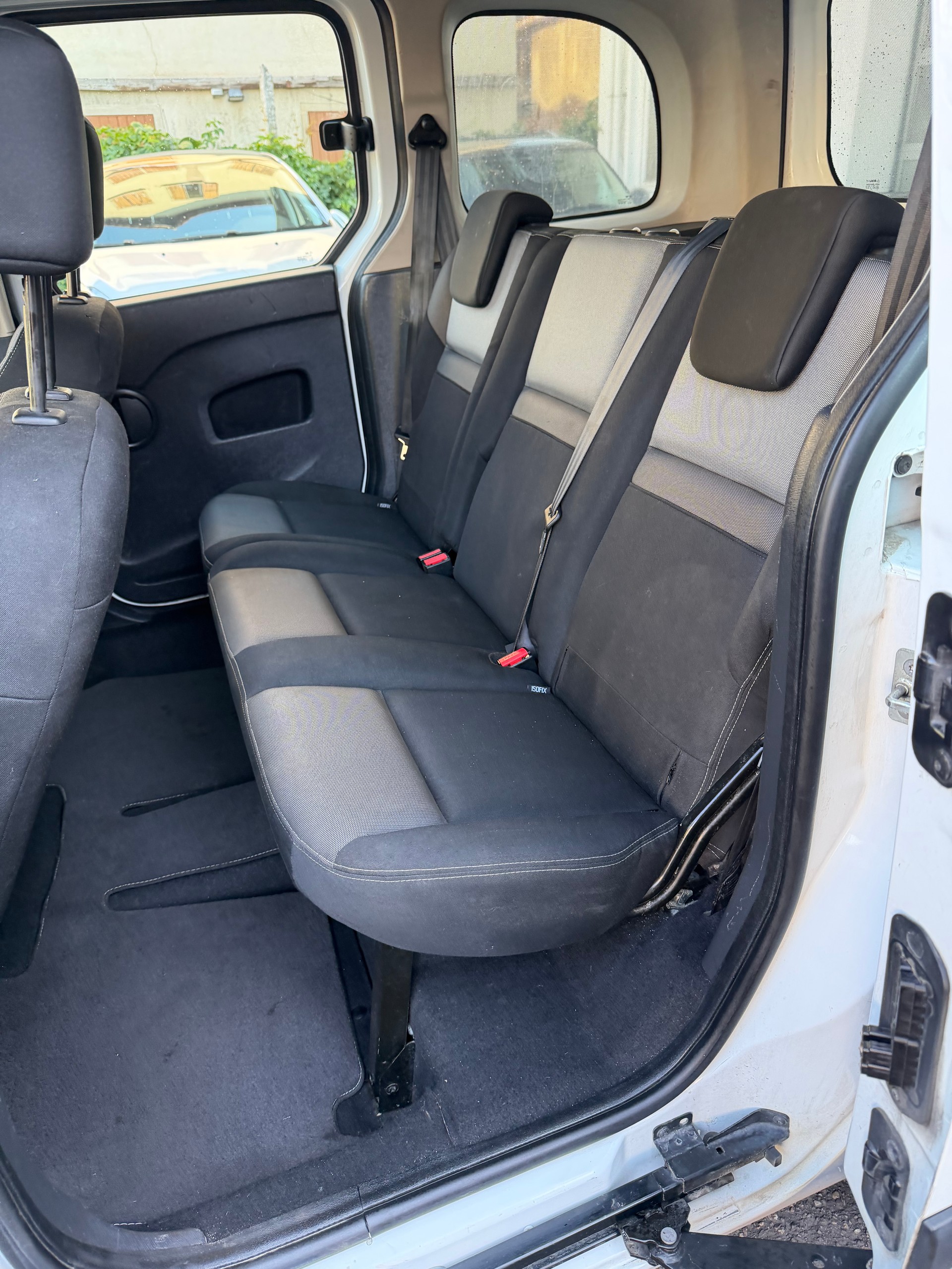 RENAULT Kangoo 1.5 dCi Life-image-9