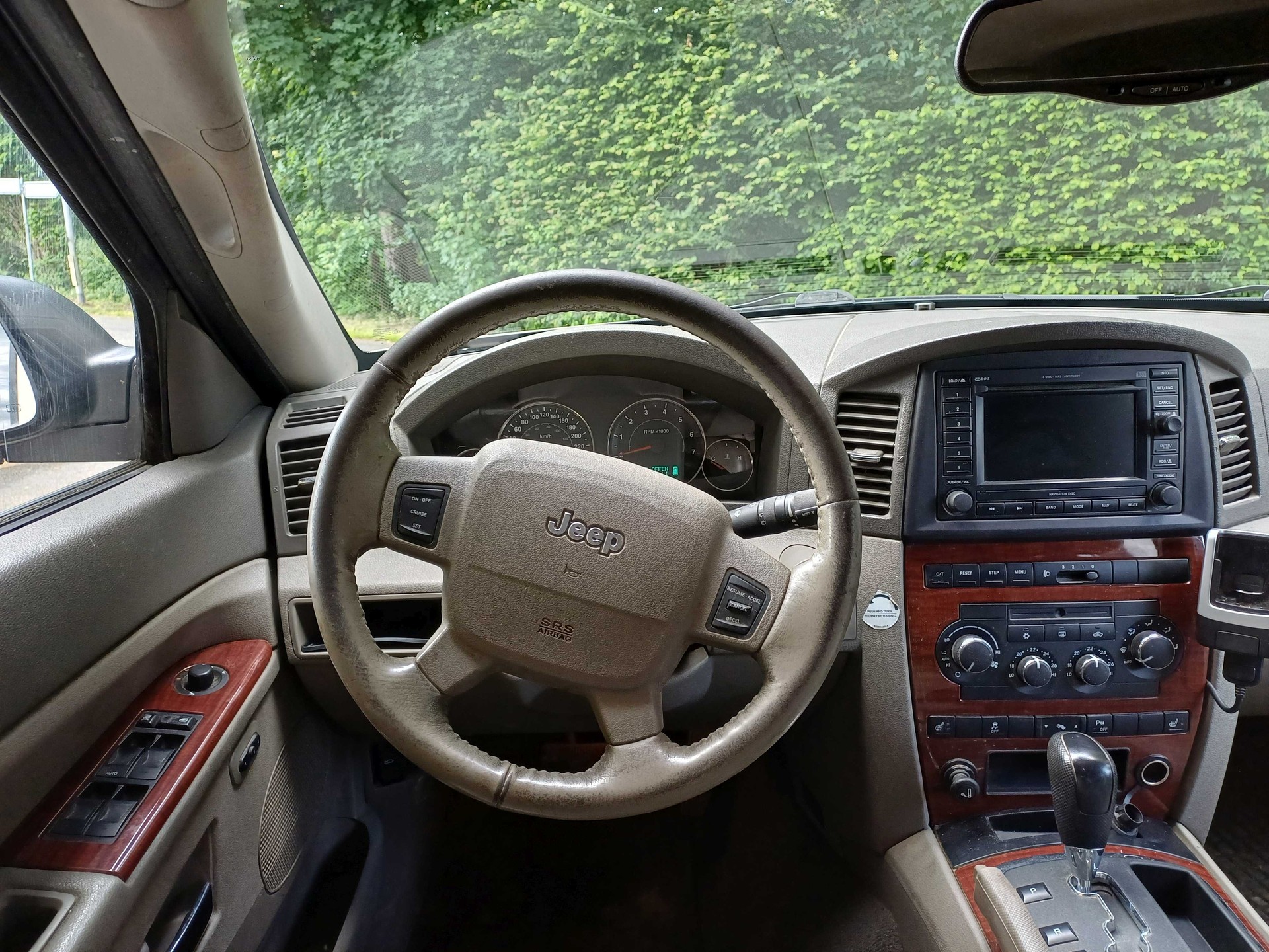 JEEP Grand Cherokee 3.0 CRD Limited Automatic-image-5