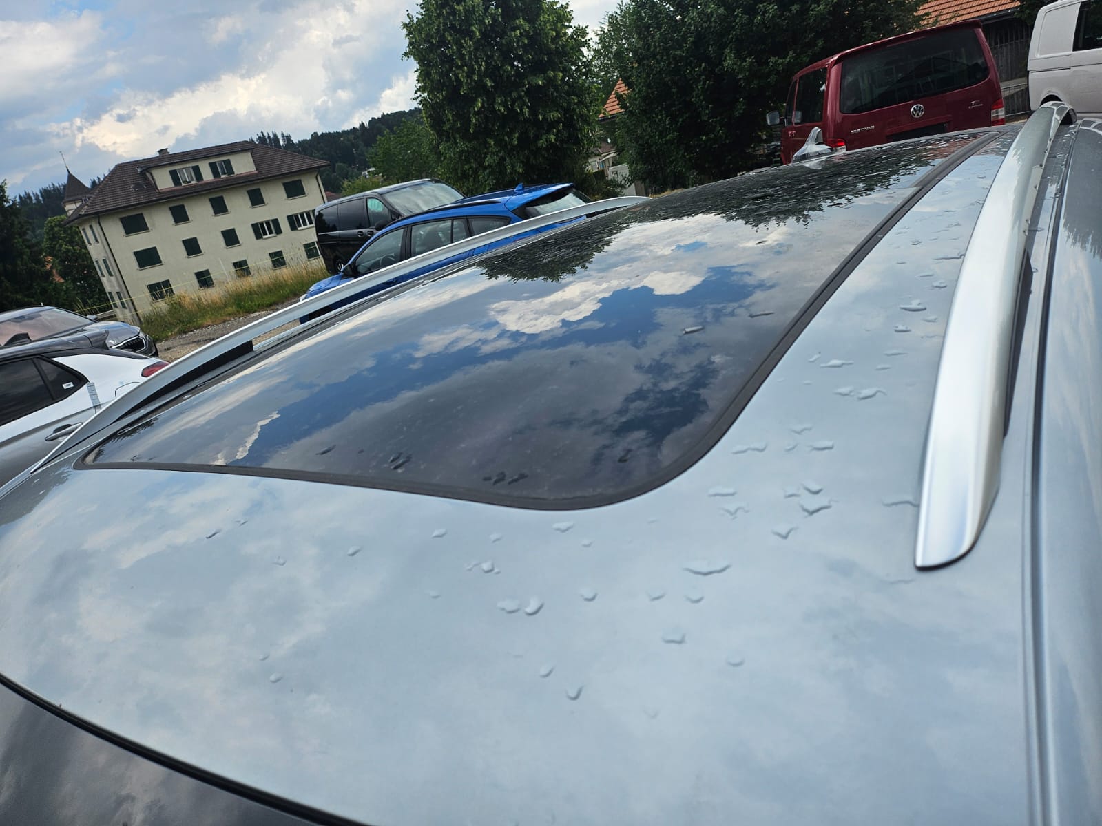 VW Tiguan 2.0 TSI DSG R-Line 4Motion BESCHADIGT ENDOMMAGE-image-2