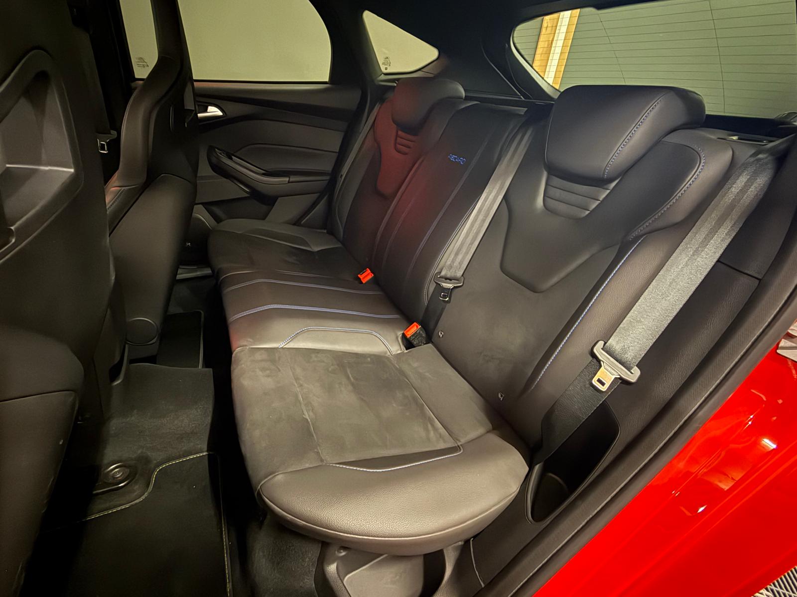 FORD Focus 2.3 EcoBoost RS+ AWD-image-10