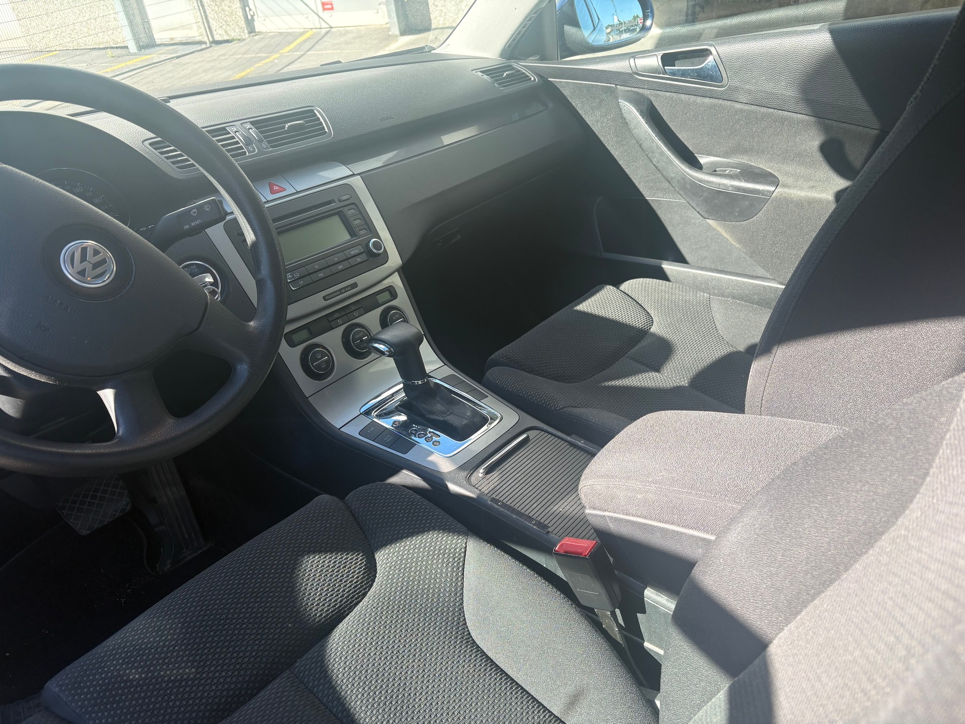 VW Passat 2.0 FSI Highline-image-5