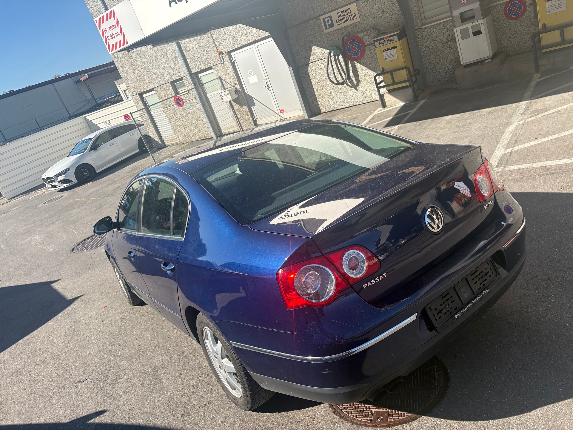 VW Passat 2.0 FSI Highline-image-10