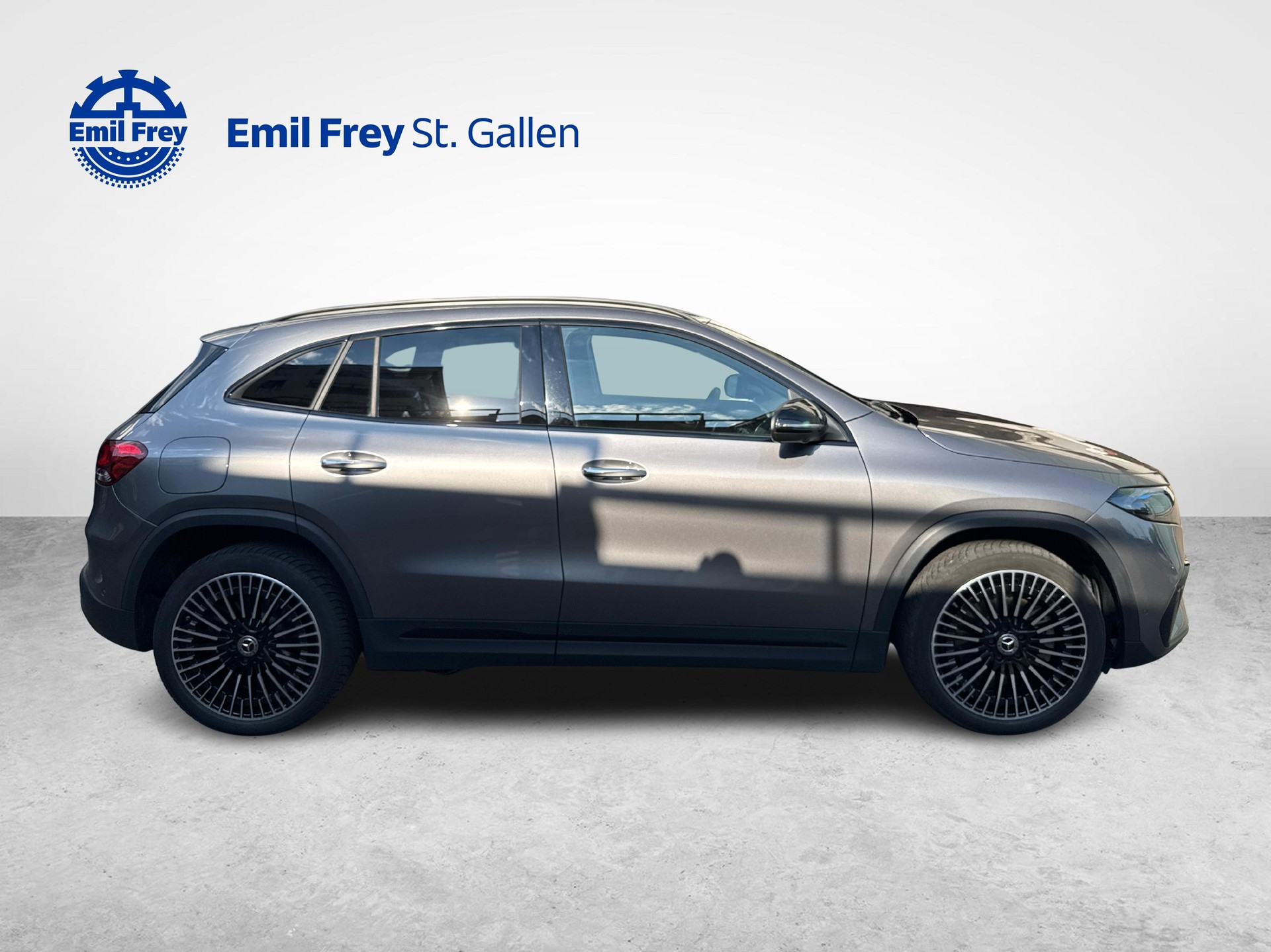 MERCEDES-BENZ EQA 350 Electric Art Line 4matic-image-5