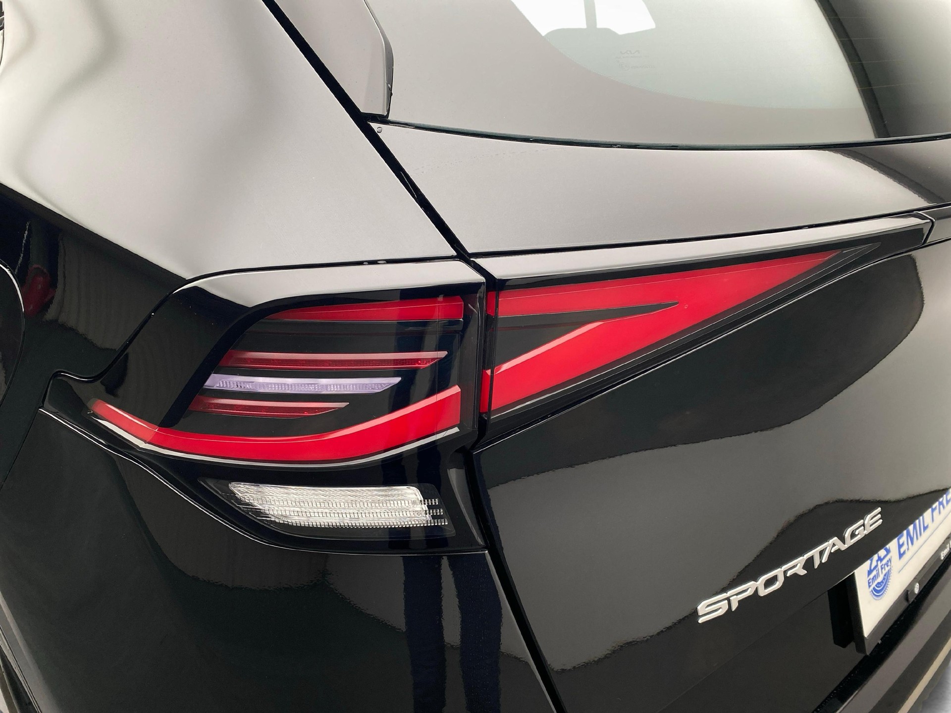 KIA Sportage 1.6 T-GDi PHEV Power Edition-image-19