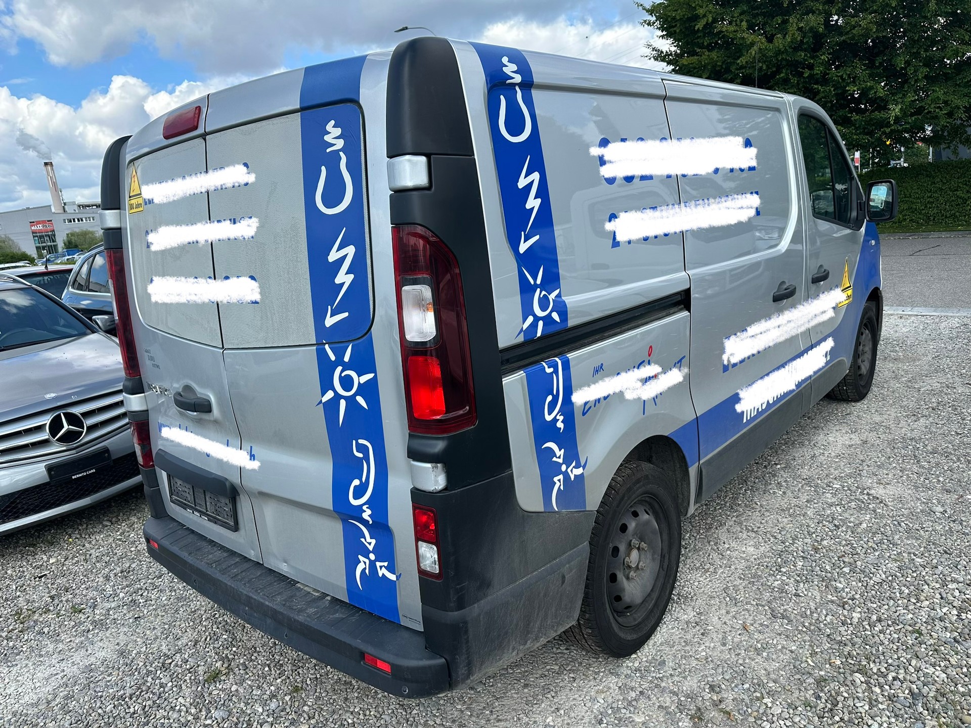 RENAULT Trafic 2.0 dCi 120 3.0t Business L1H1-image-3