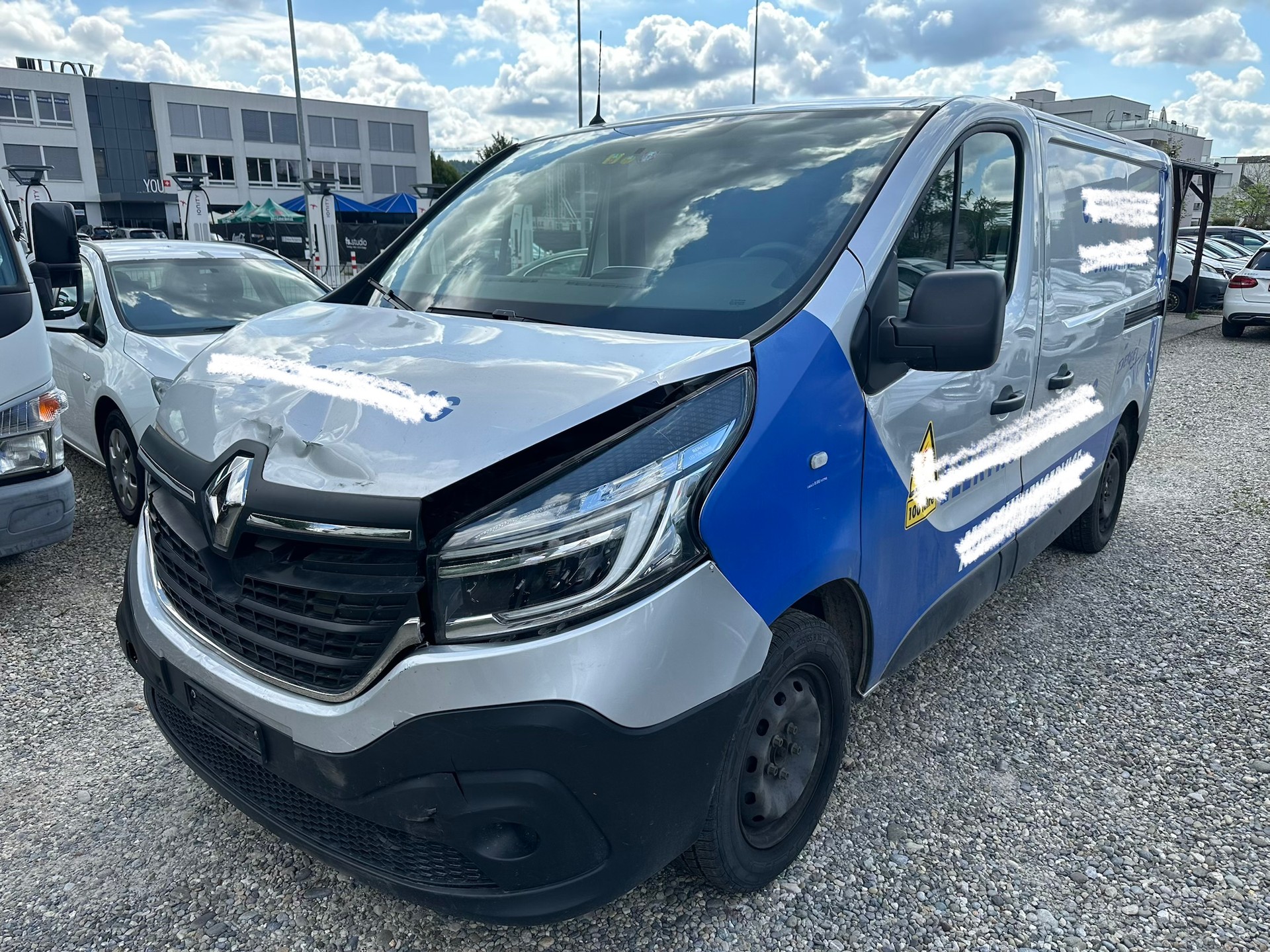 RENAULT Trafic 2.0 dCi 120 3.0t Business L1H1-image-1