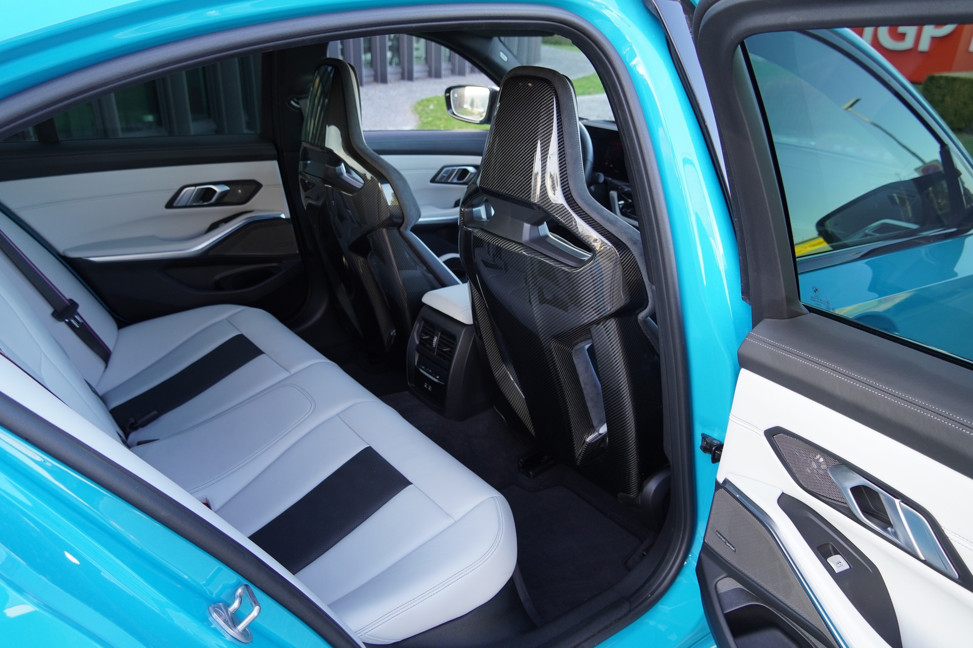 BMW M3 Competition M xDrive// MIAMI BLAU//CARBON SITZE//-image-8