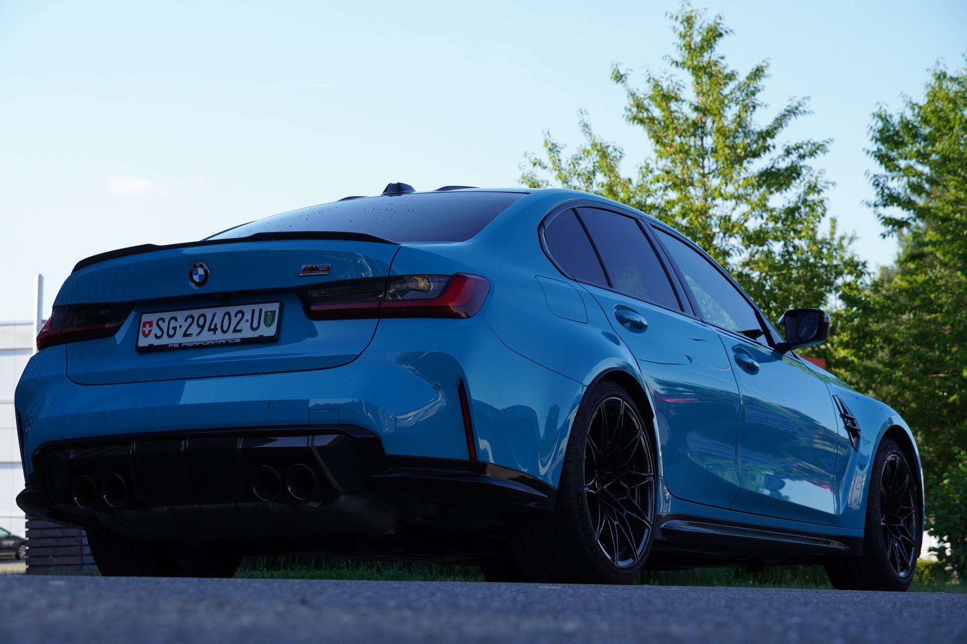 BMW M3 Competition M xDrive// MIAMI BLAU//CARBON SITZE//-image-5
