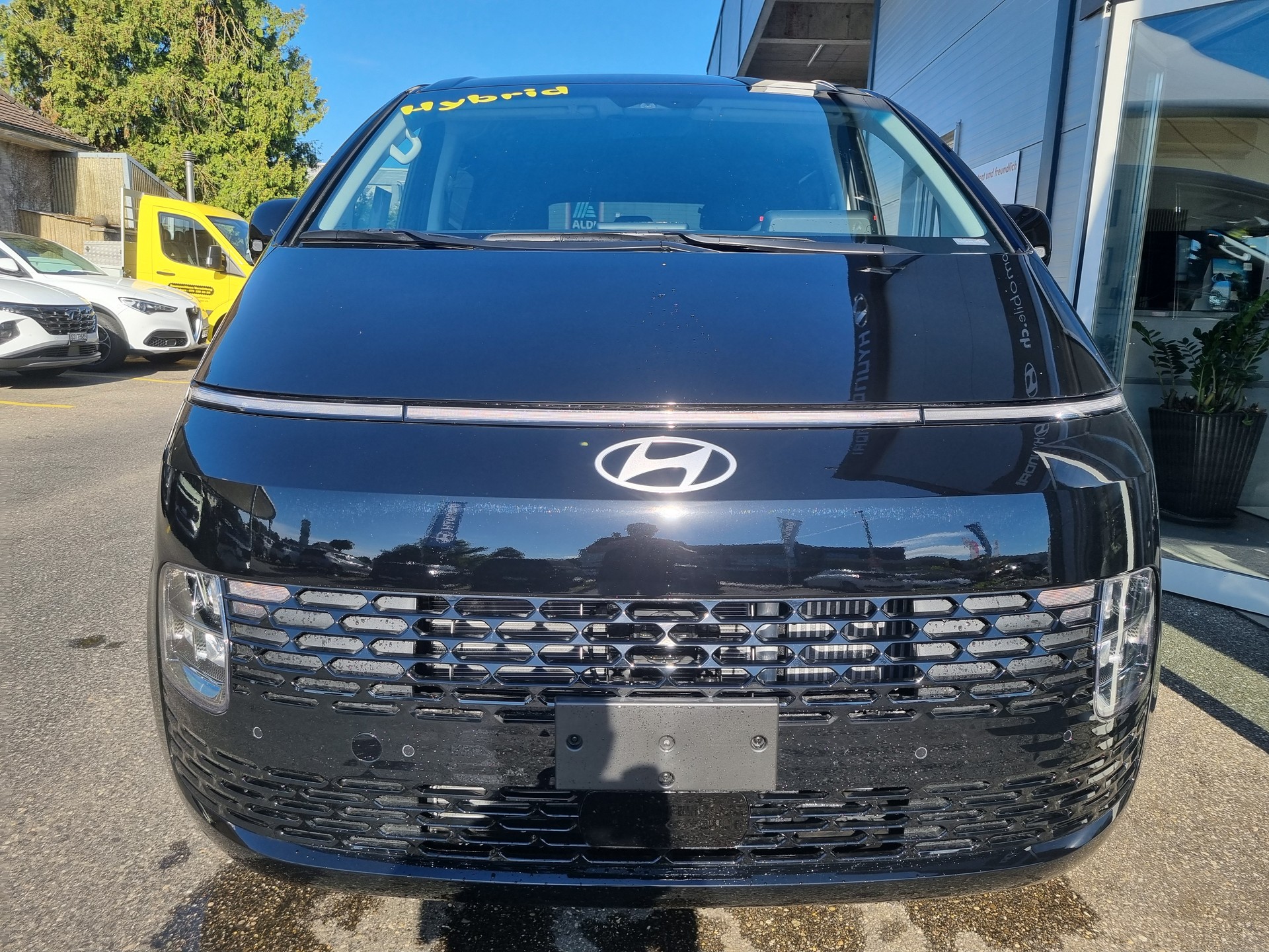 HYUNDAI Staria Wagon 1.6 T-GDi HEV Amplia A-image-1