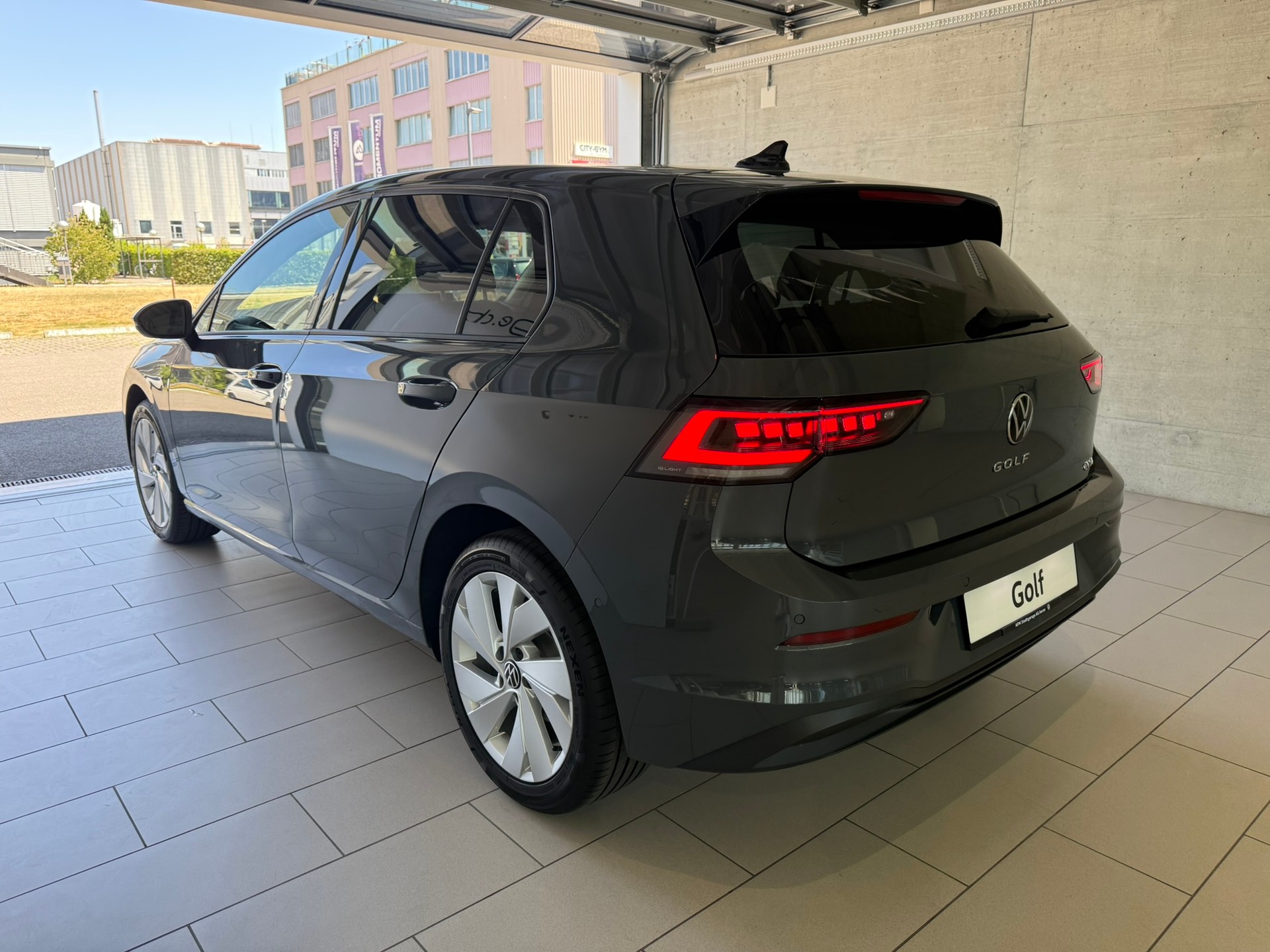 VW Golf 1.5 e TSI mHEV United DSG-image-3