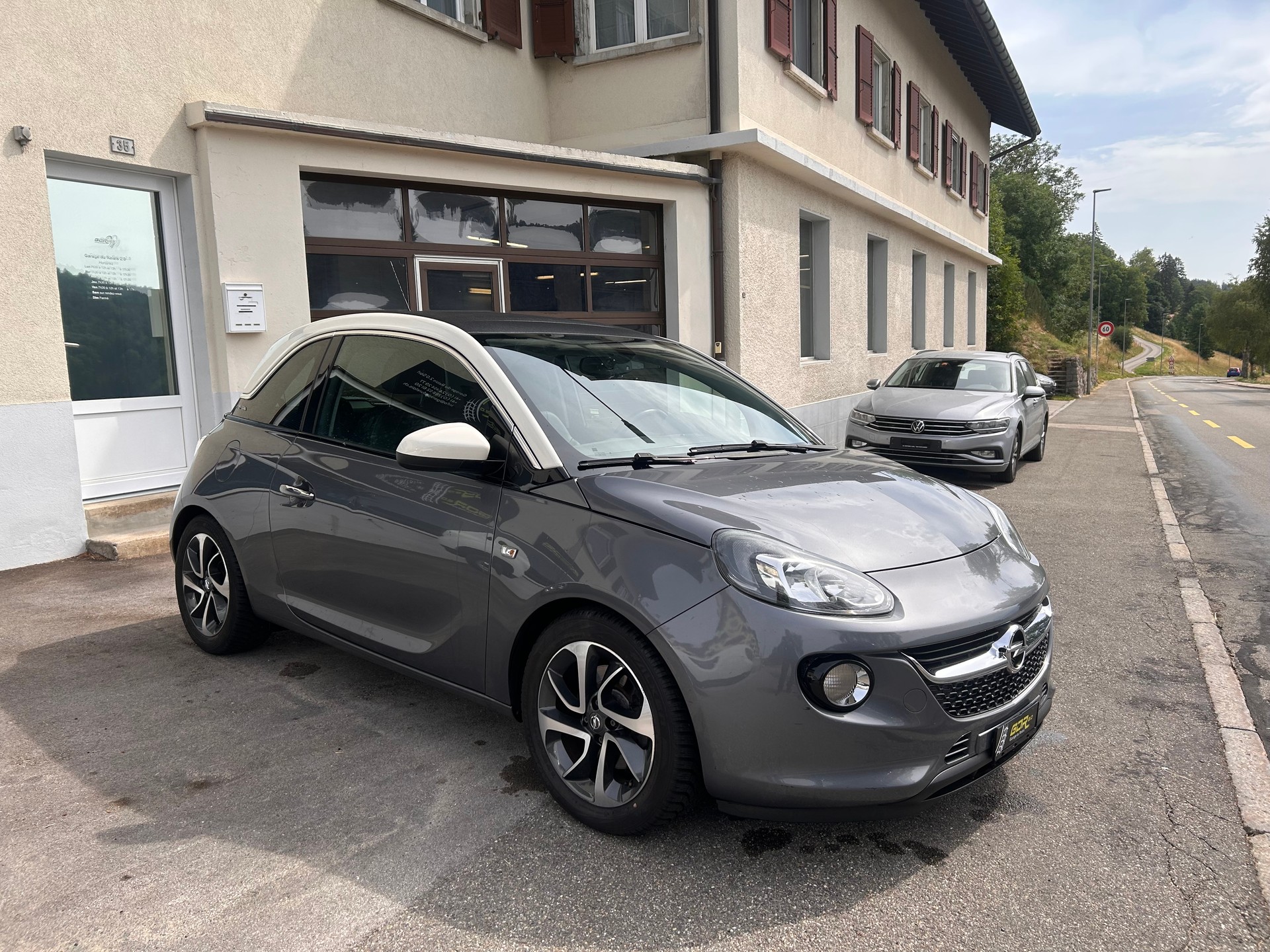 OPEL Adam 1.0 ecoFLEX Turbo Swingtop-image-0