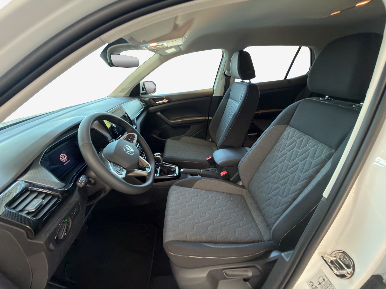 VW T-Cross 1.0 TSI EVO Life DSG-image-7