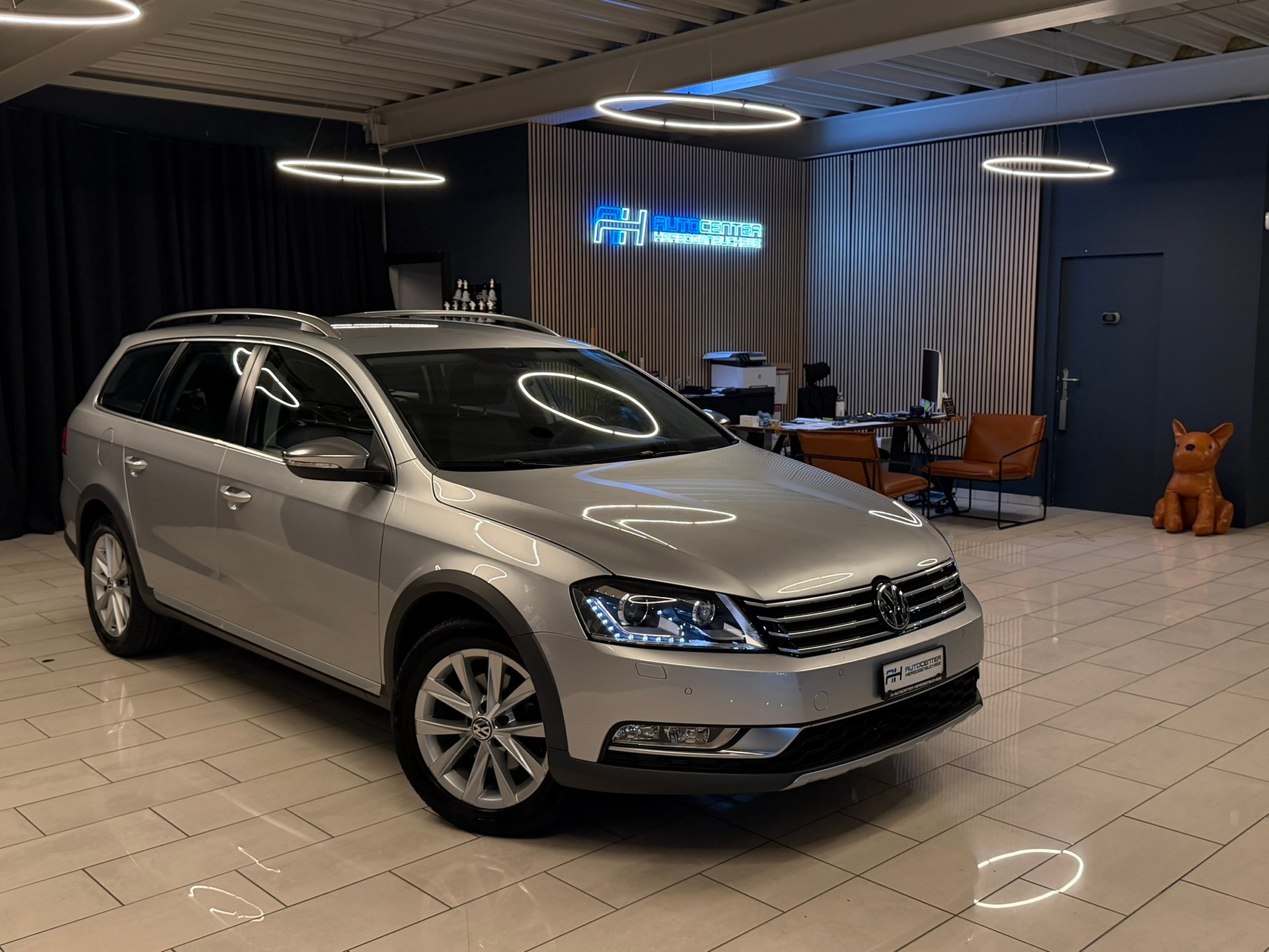 VW Passat Alltrack 2.0 TSI 4Motion DSG-image-0