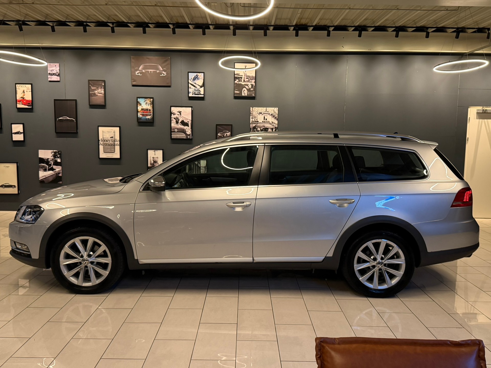 VW Passat Alltrack 2.0 TSI 4Motion DSG-image-3
