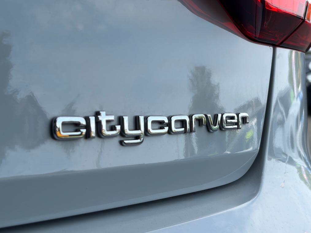 AUDI A1 City Carver 35 TFSi S line-image-3