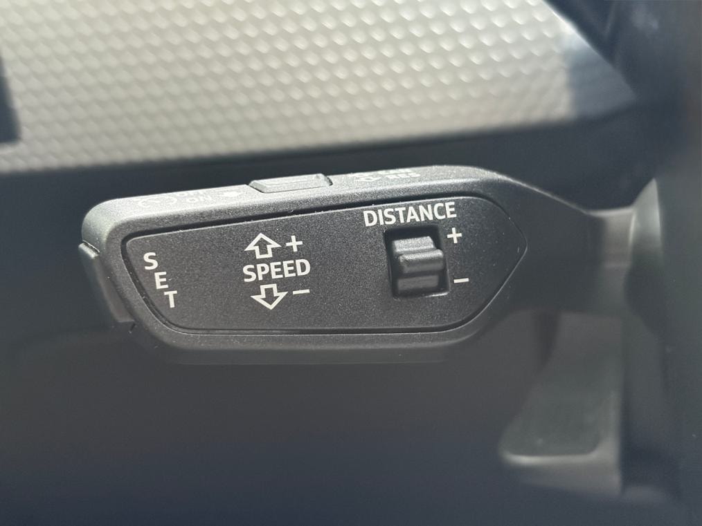 AUDI A1 City Carver 35 TFSi S line-image-5