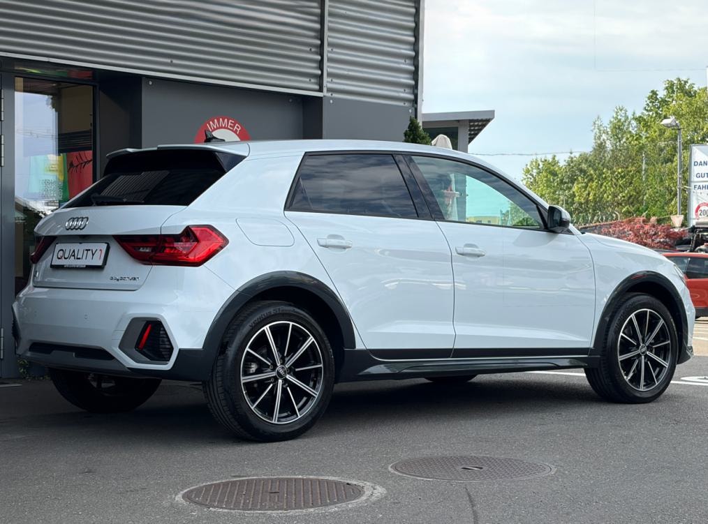 AUDI A1 City Carver 35 TFSi S line-image-2