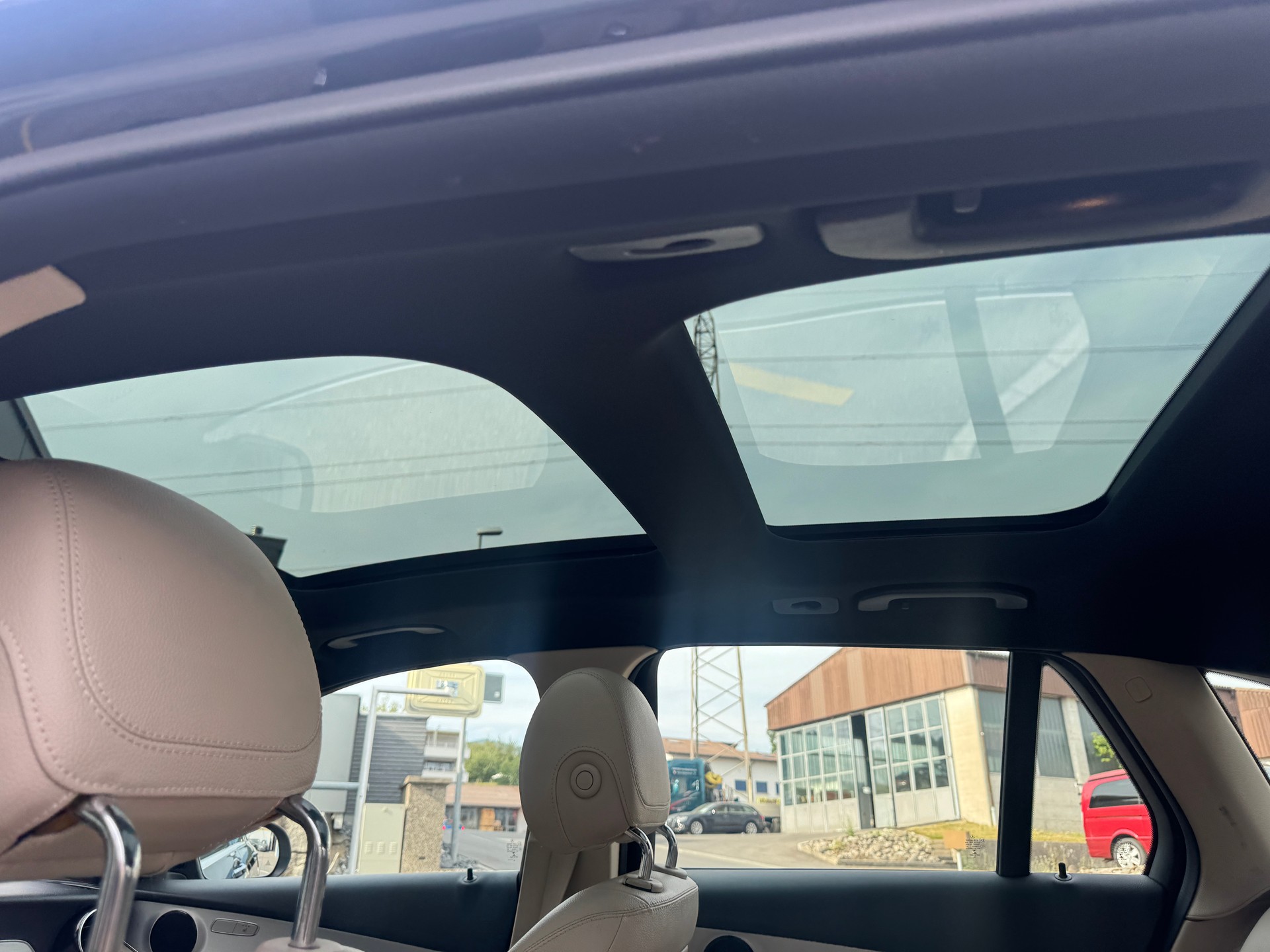 MERCEDES-BENZ GLC 250 d 4Matic 9G-Tronic-image-7