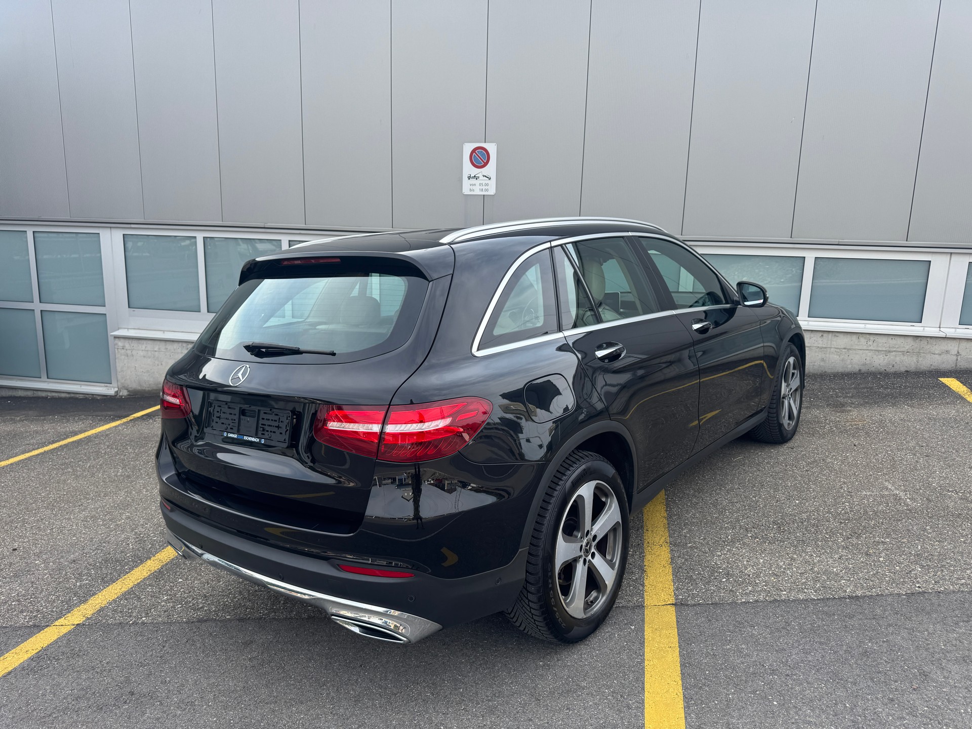 MERCEDES-BENZ GLC 250 d 4Matic 9G-Tronic-image-3