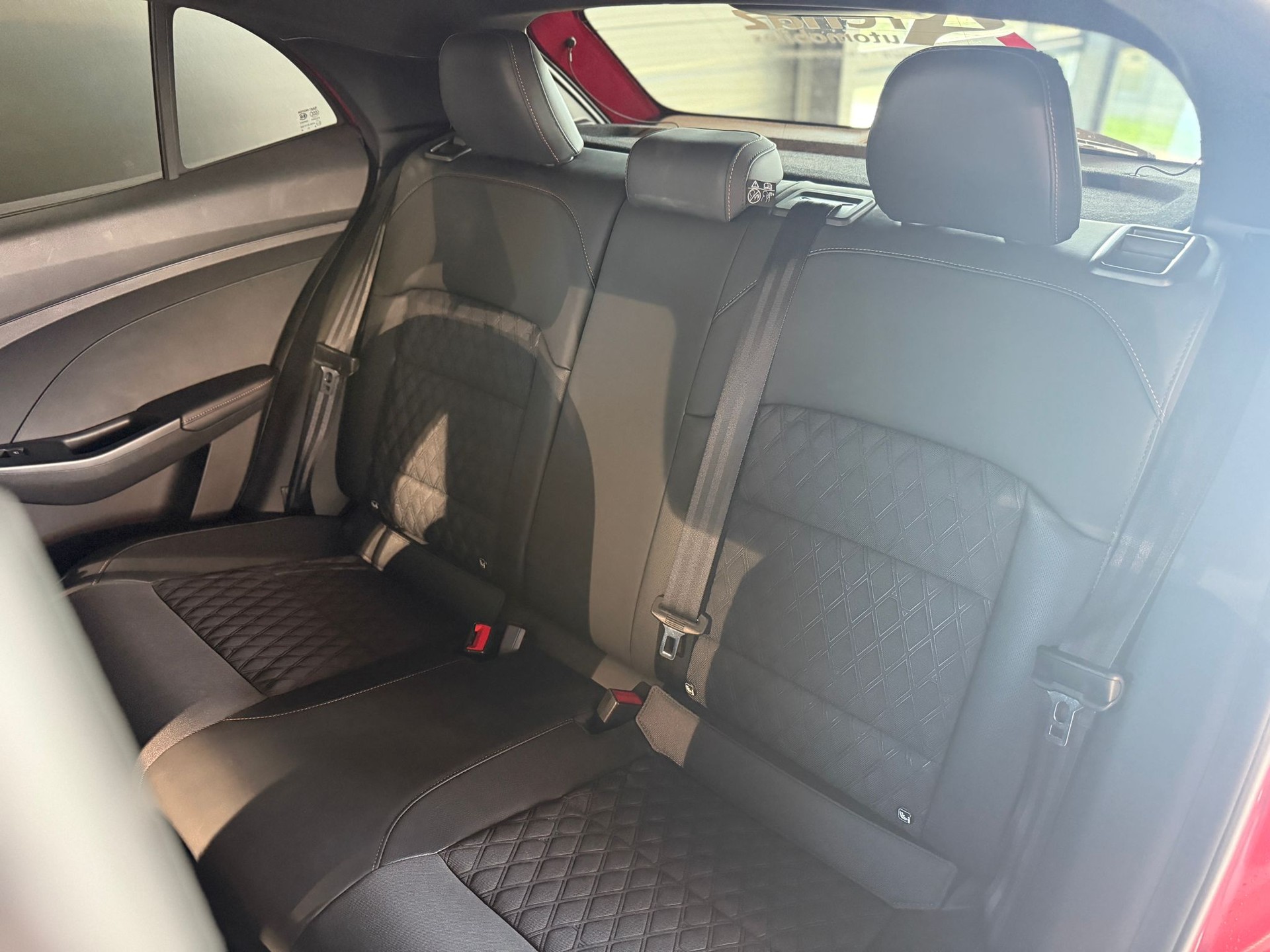 MG 3 1.5 Hybrid Luxury Aut.-image-4