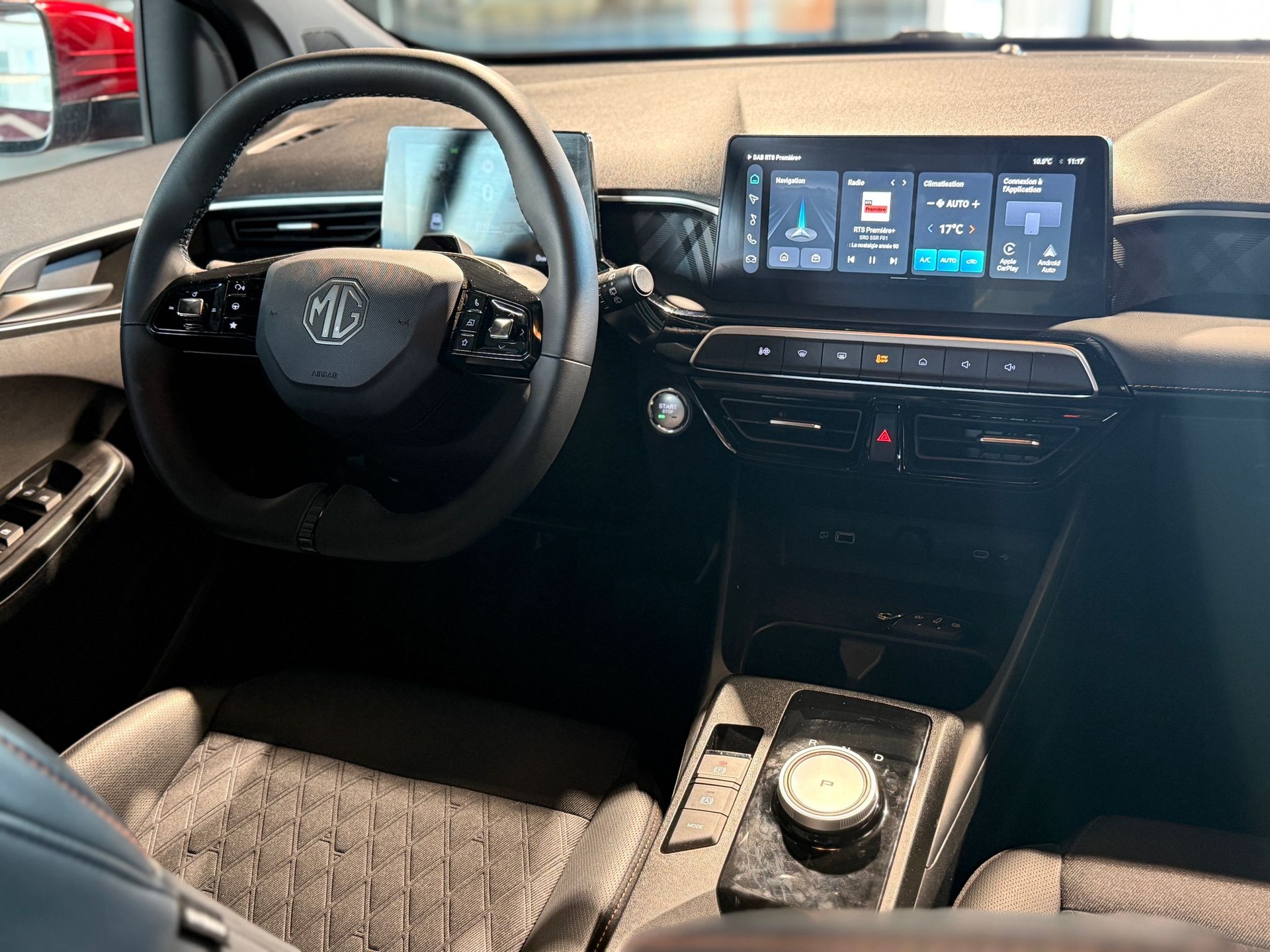 MG 3 1.5 Hybrid Luxury Aut.-image-8