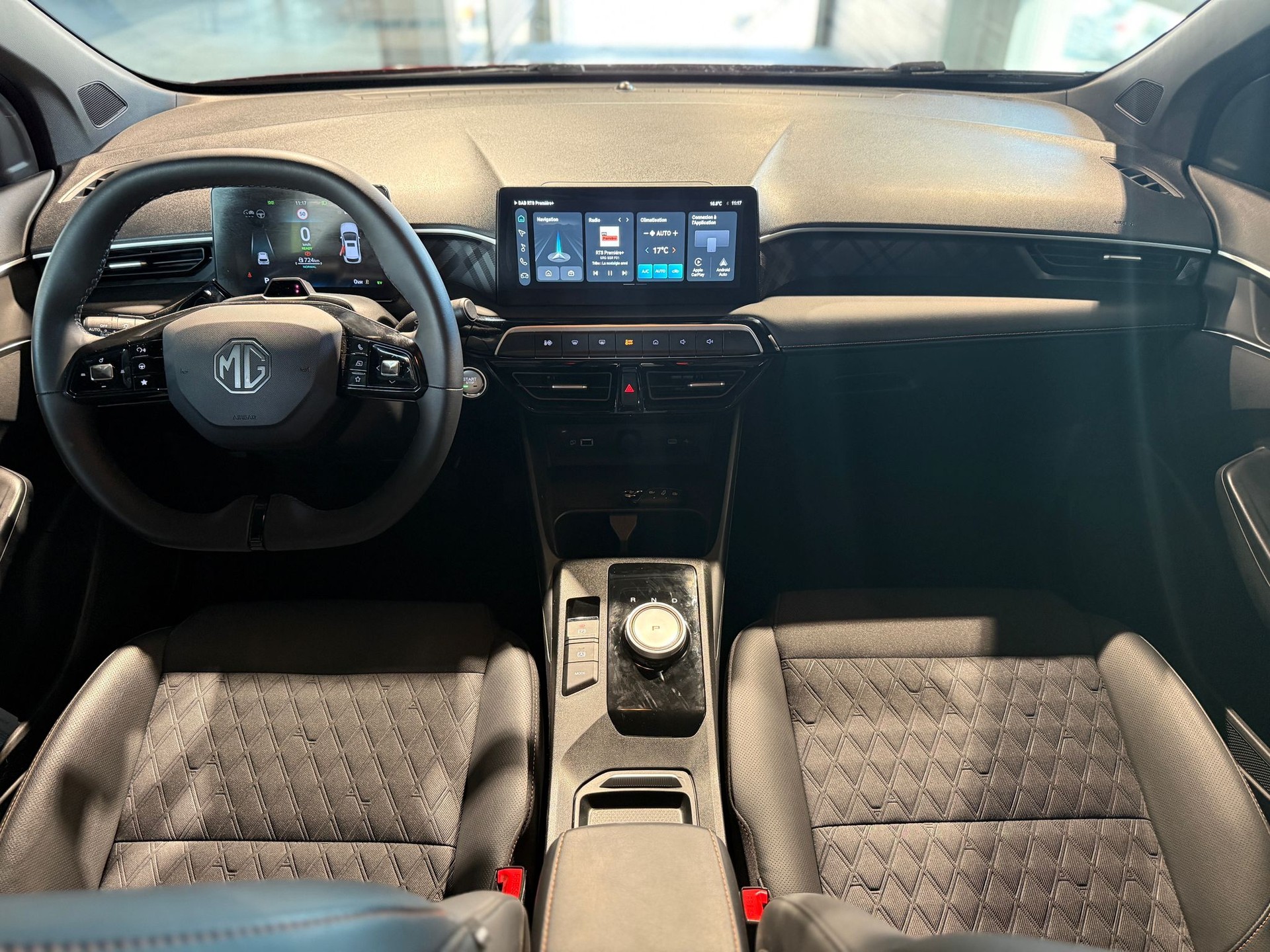 MG 3 1.5 Hybrid Luxury Aut.-image-7