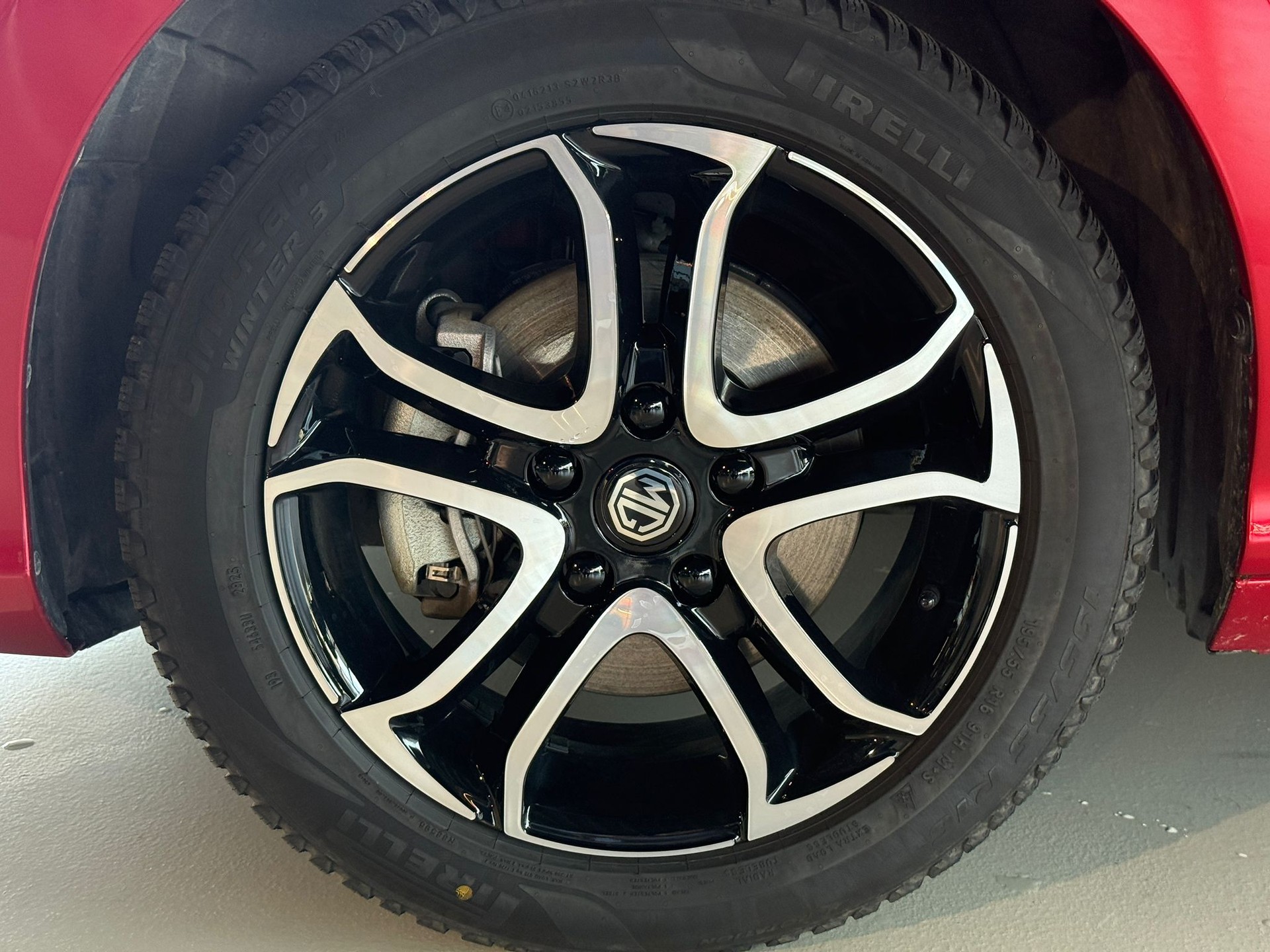 MG 3 1.5 Hybrid Luxury Aut.-image-16