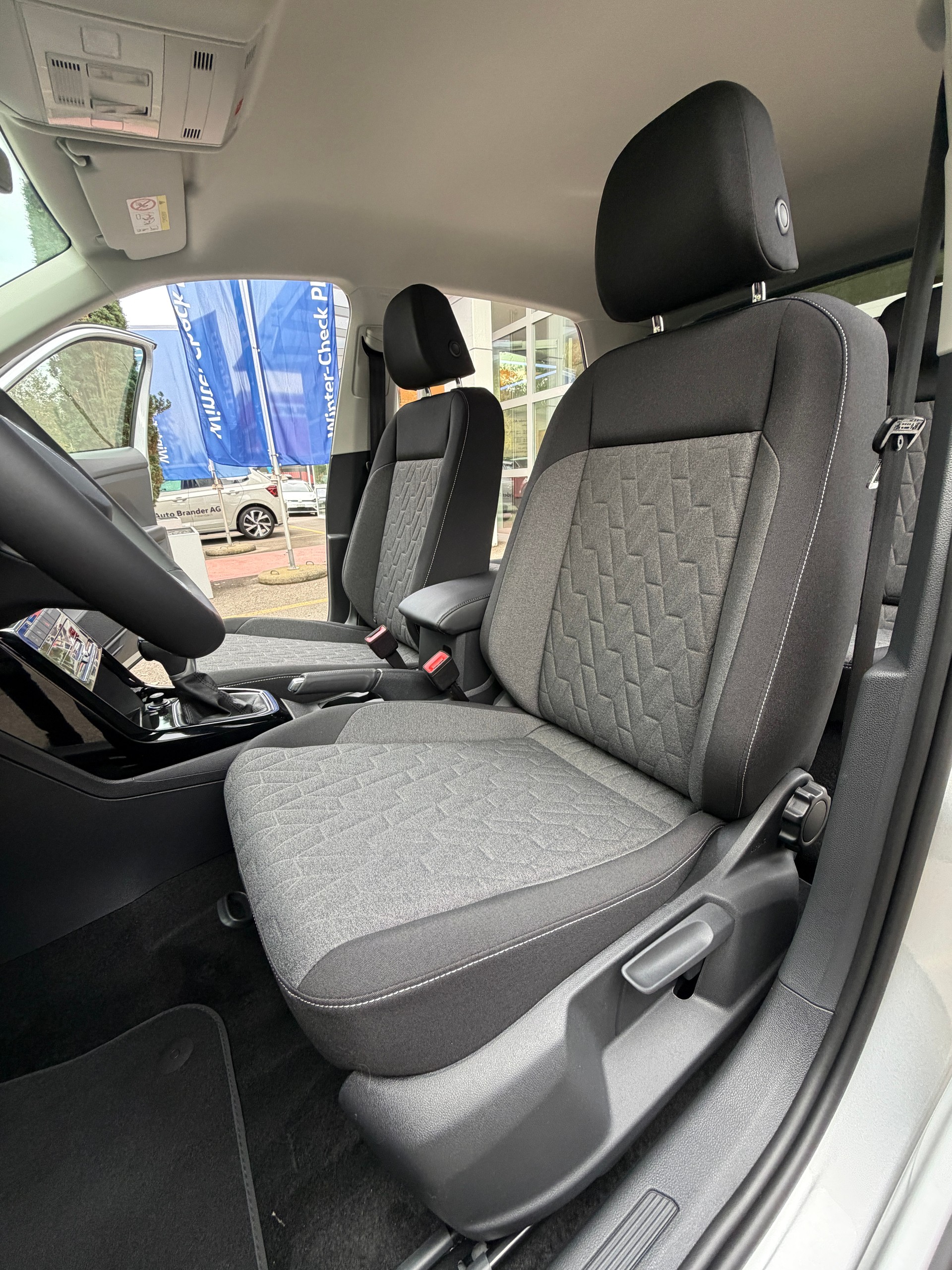 VW T-Cross 1.0 TSI EVO United DSG-image-11