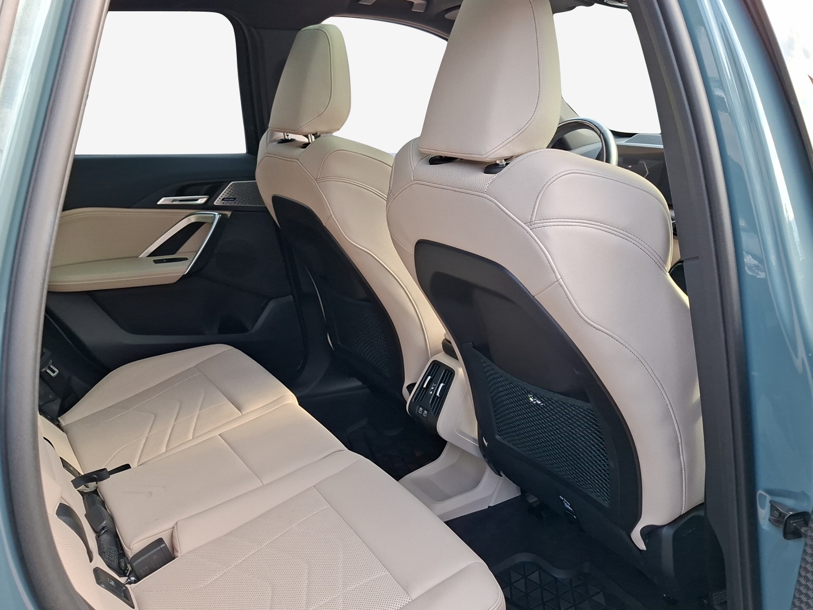 BMW X1 xDrive 23d 48V M Sport-image-13