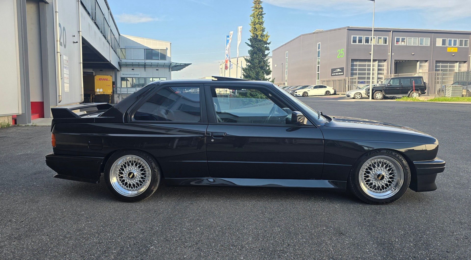 BMW M3-image-3