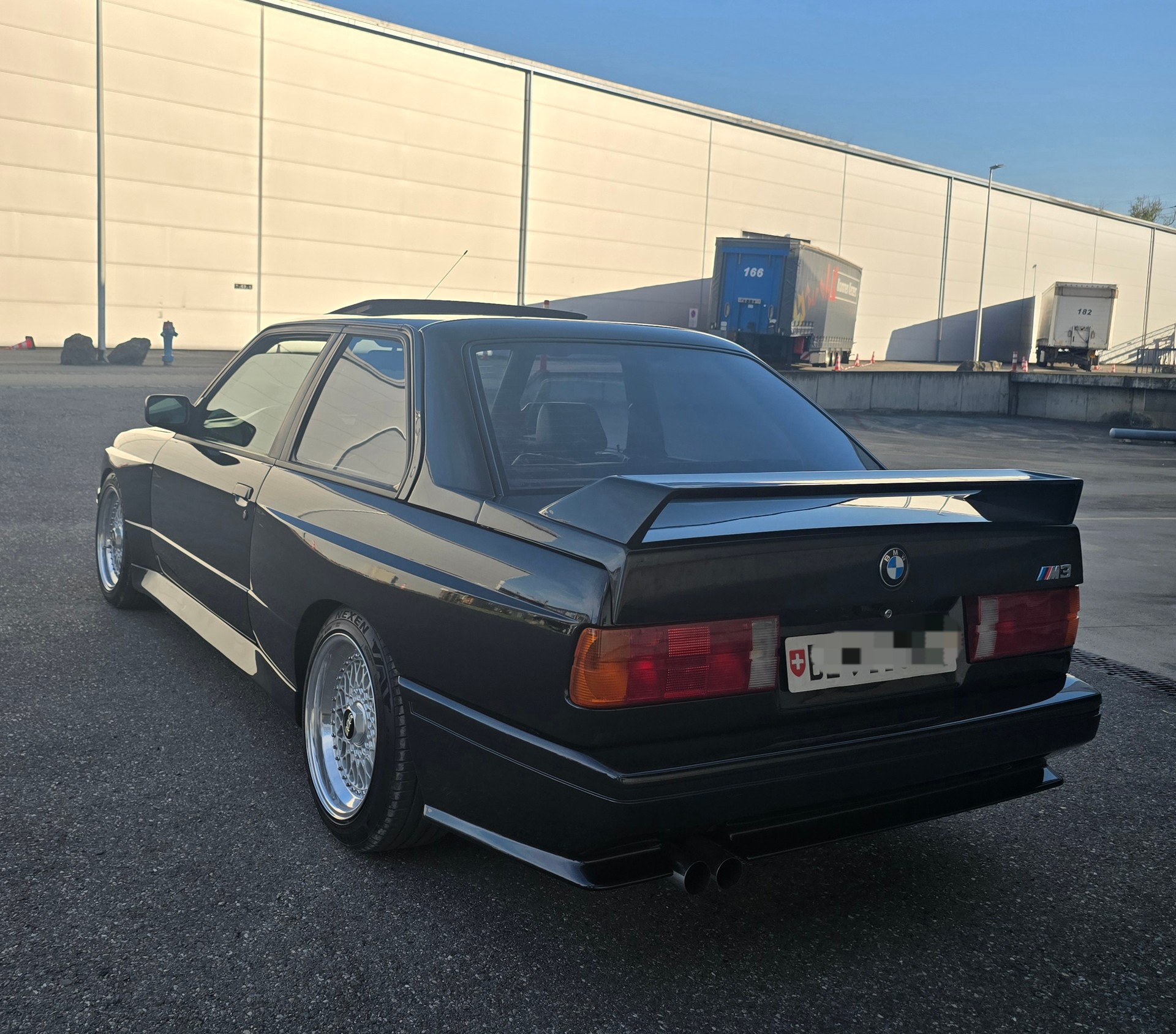 BMW M3-image-6