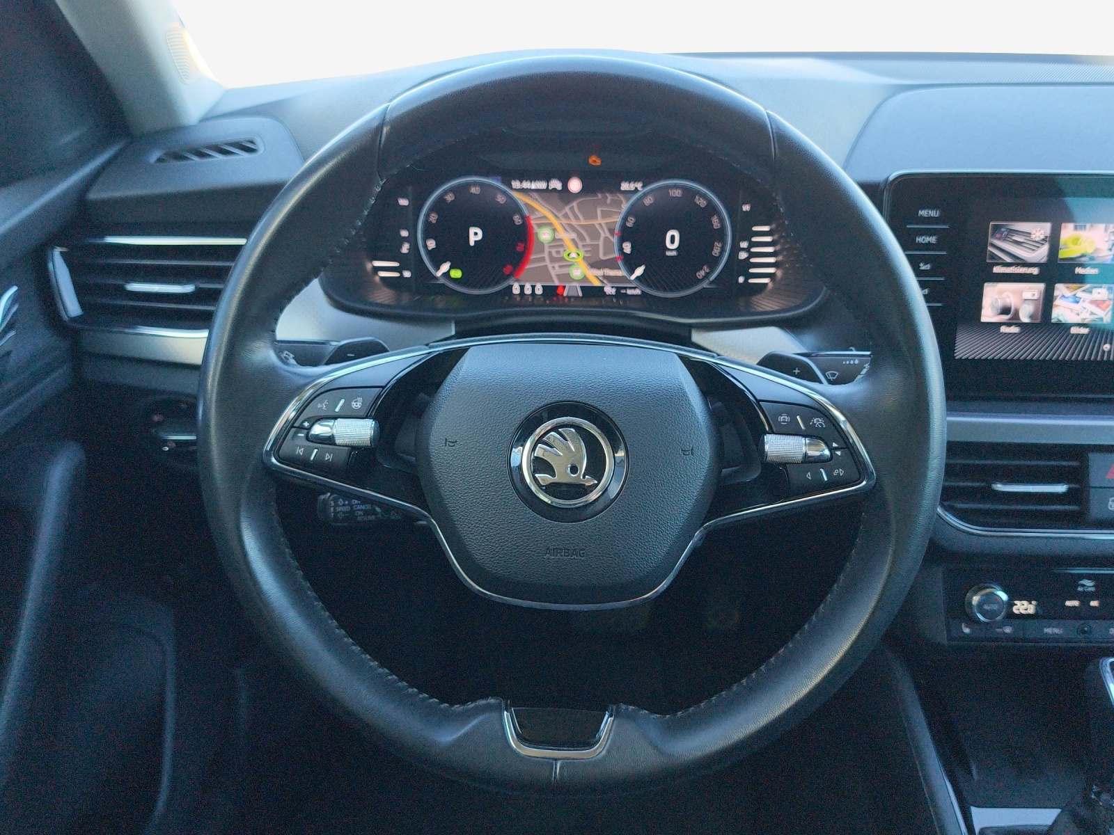 SKODA Scala 1.5 TSI ACT Ambition DSG-image-9